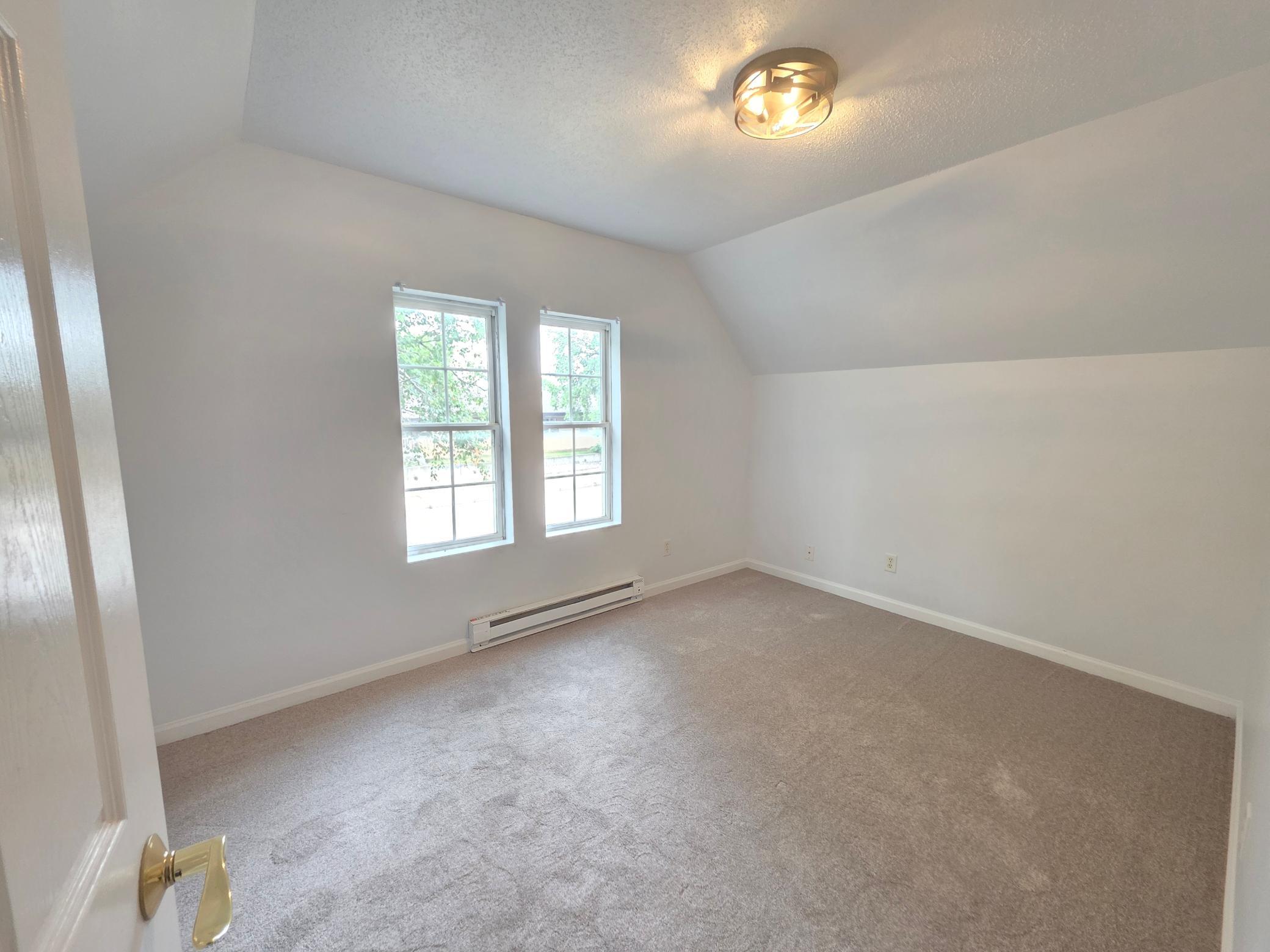 1910 single family home for sale at 117 Union Street W in Detroit Lakes, MN — 3 bed, 1 bath (photo 5 of 5)