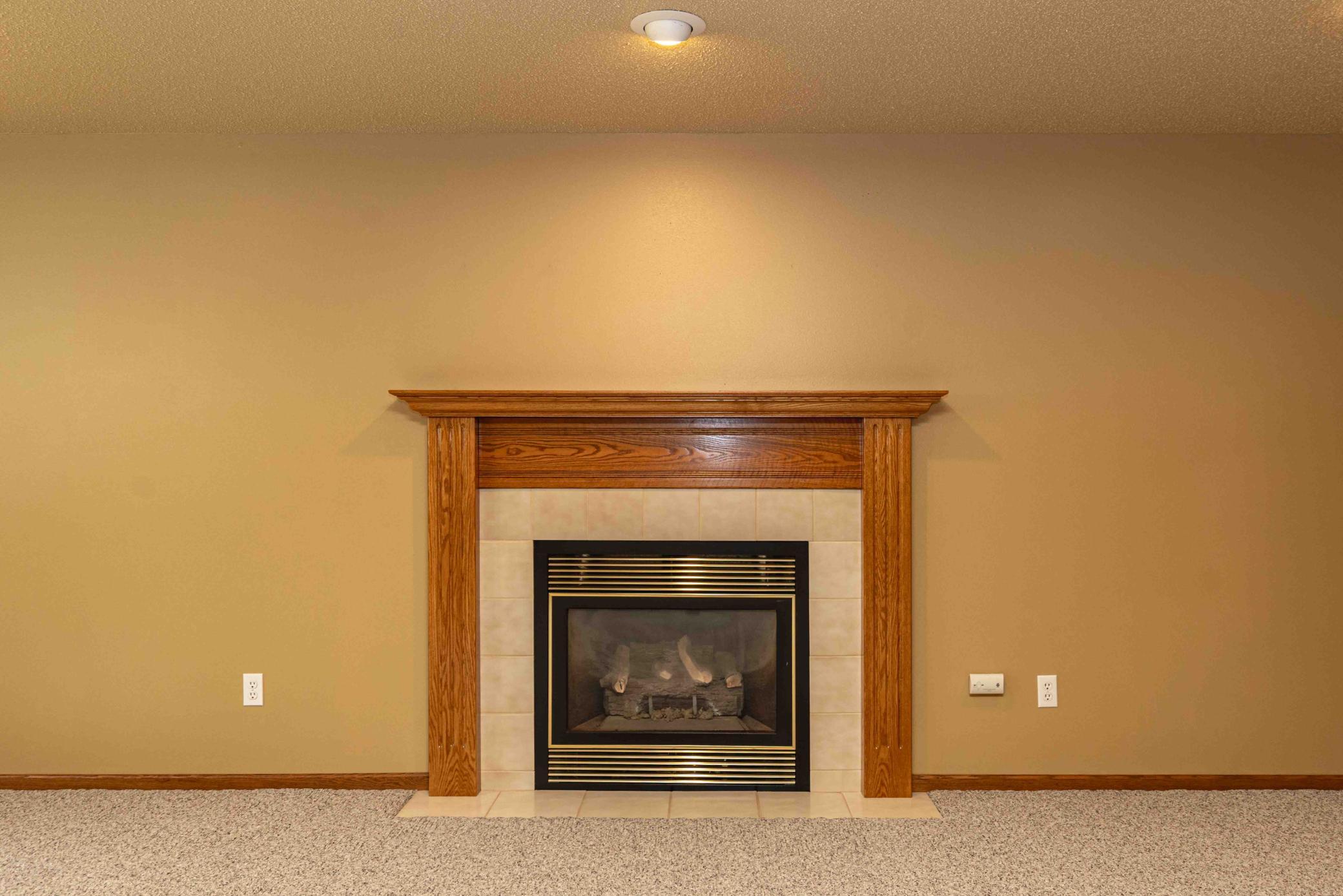 1996 single family home for sale at 811 4th Avenue NE in Barnesville, MN — 5 bed, 3 bath (photo 37 of 55)