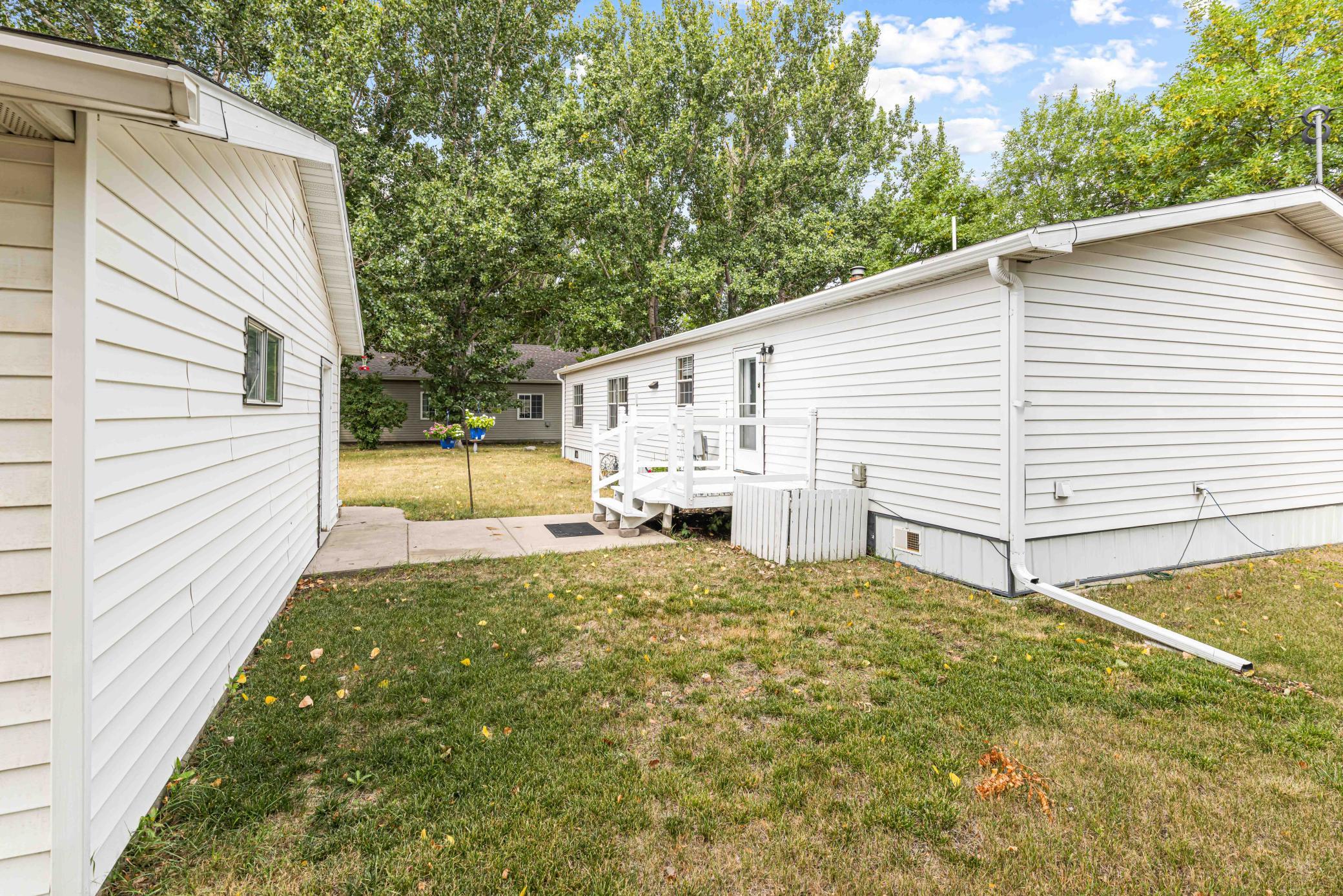 403 11th Avenue NW, West Fargo ND 58078 - Photo 28 of 30