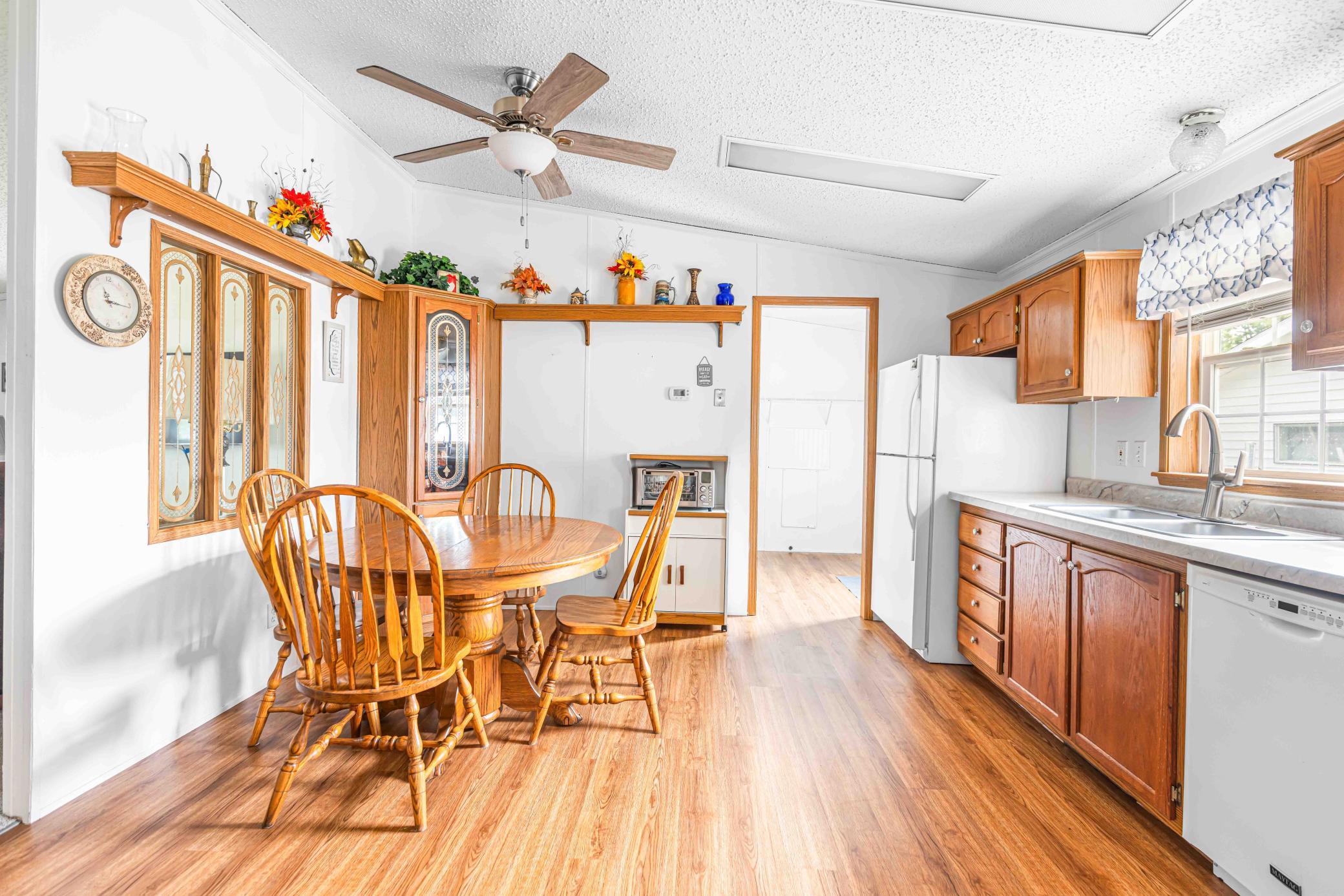 403 11th Avenue NW, West Fargo ND 58078 - Photo 4 of 30