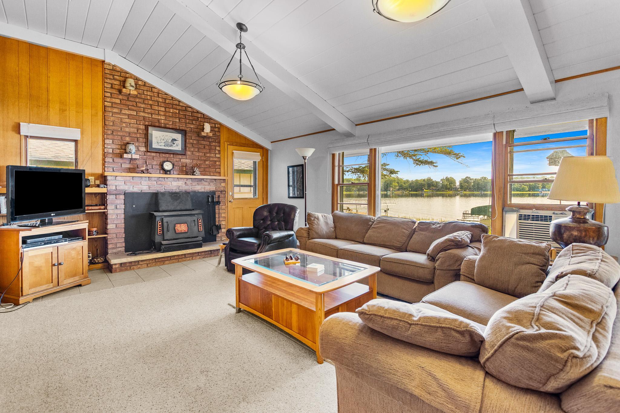 1962 single family home for sale at 50414 217th Avenue in McGregor, MN — 2 bed, 1 bath (photo 7 of 20)