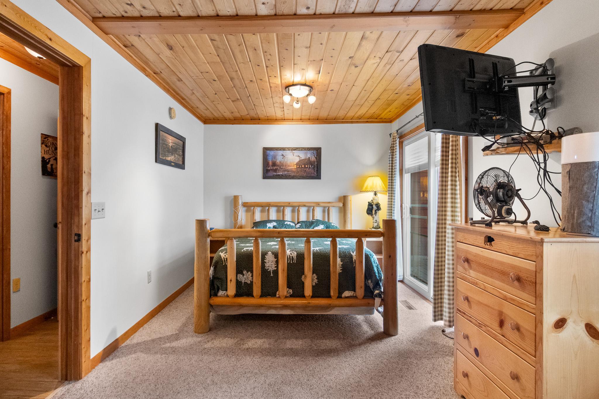 1969 single family home for sale at 27895 438th Lane in Palisade, MN — 3 bed, 1 bath (photo 14 of 25)