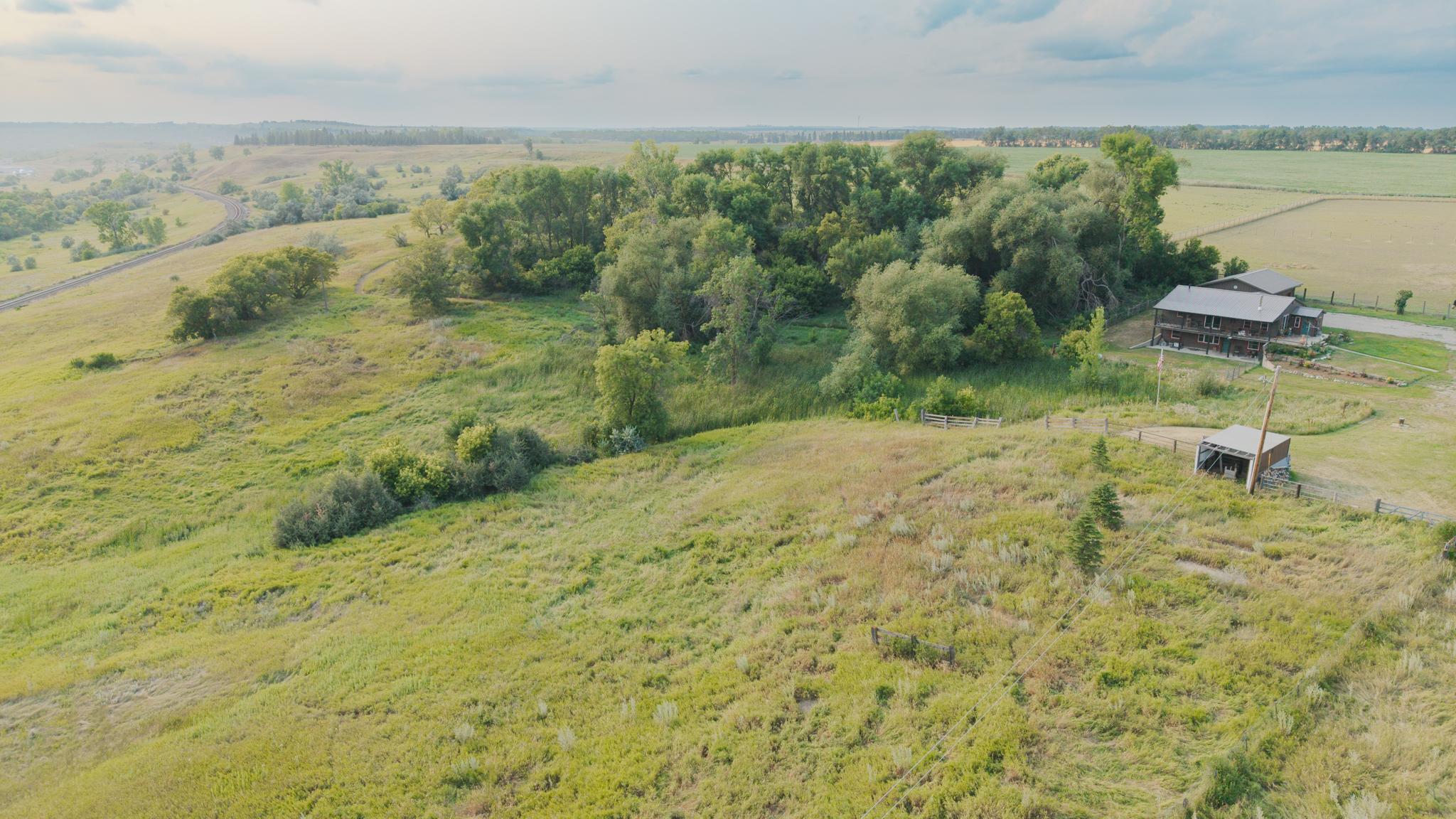 1960 single family home for sale at 3381 119th Avenue SE in Valley City, ND — 4 bed, 2 bath (photo 21 of 31)