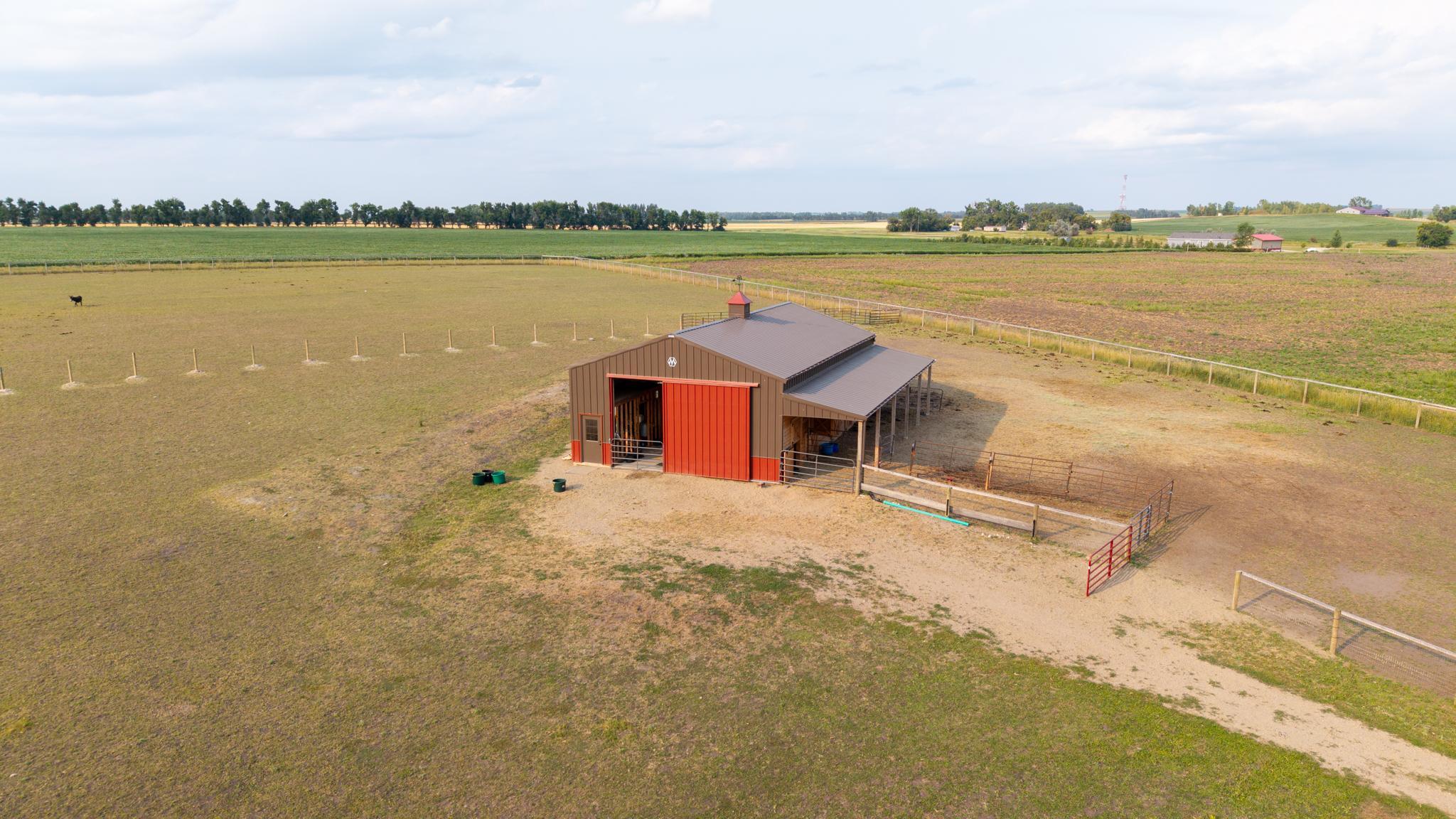 1960 single family home for sale at 3381 119th Avenue SE in Valley City, ND — 4 bed, 2 bath (photo 9 of 31)