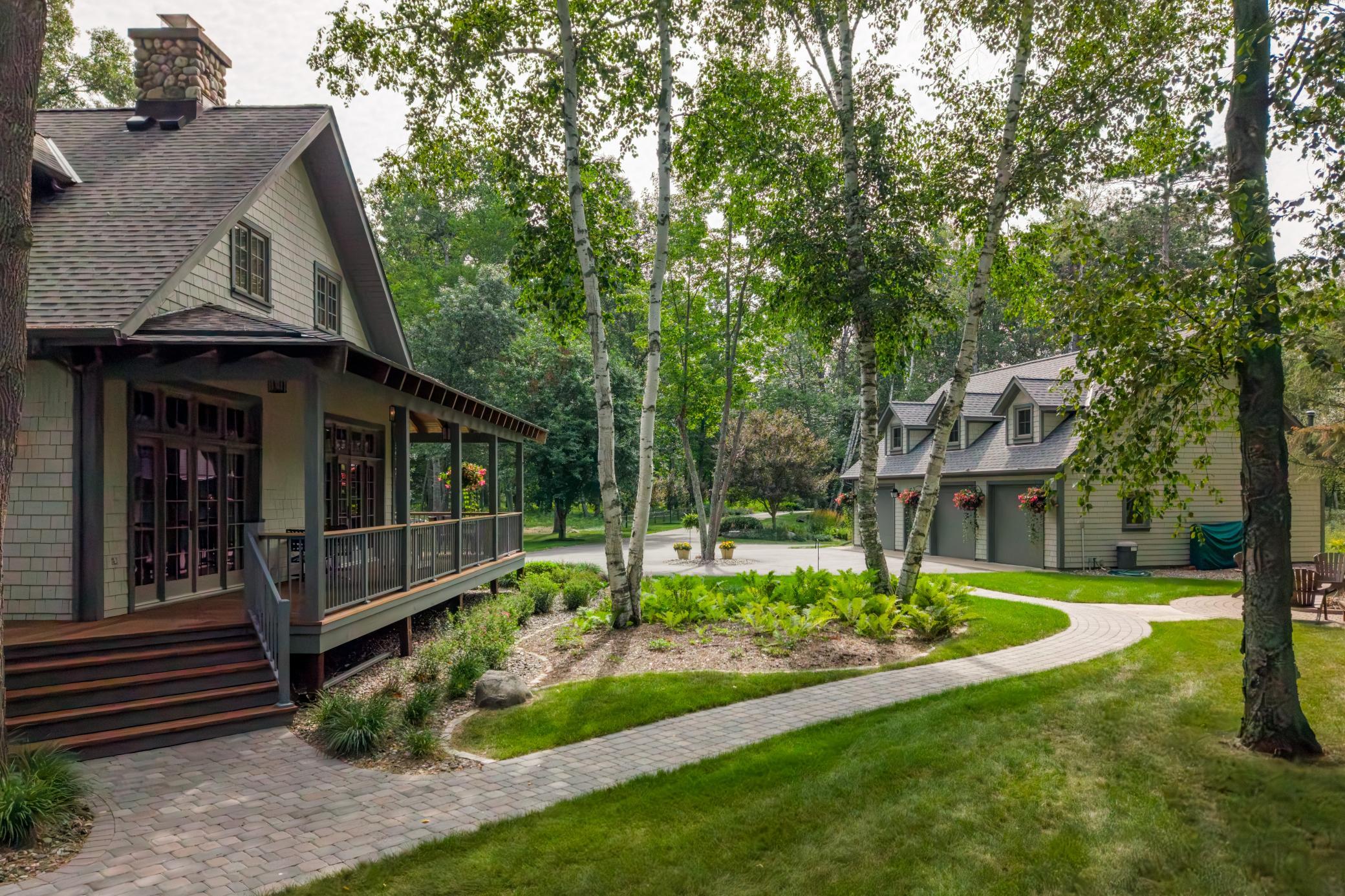 2001 single family home for sale at 36289 Bonnie Lakes Road in Crosslake, MN — 5 bed, 4 bath (photo 5 of 15)