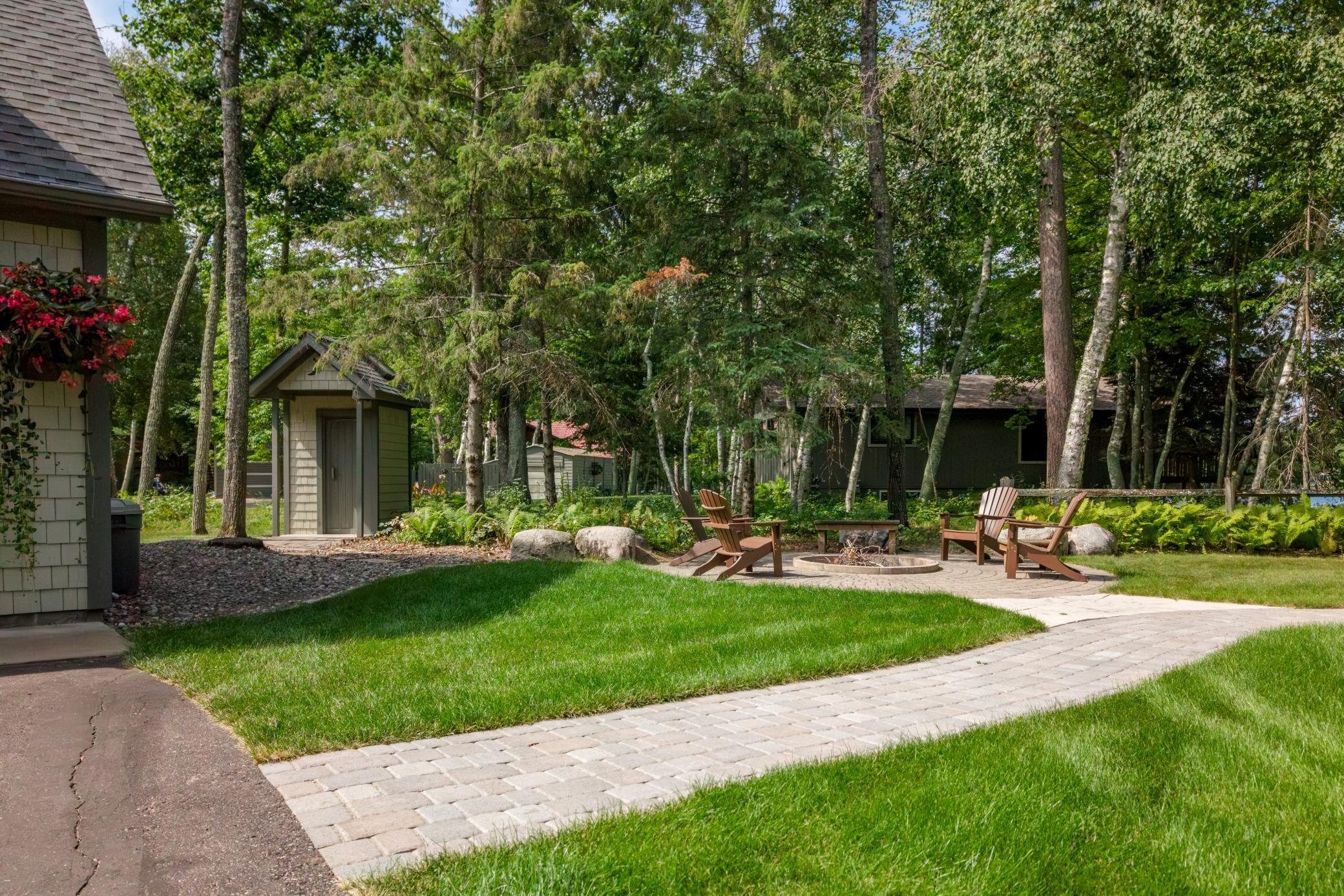2001 single family home for sale at 36289 Bonnie Lakes Road in Crosslake, MN — 5 bed, 4 bath (photo 8 of 15)