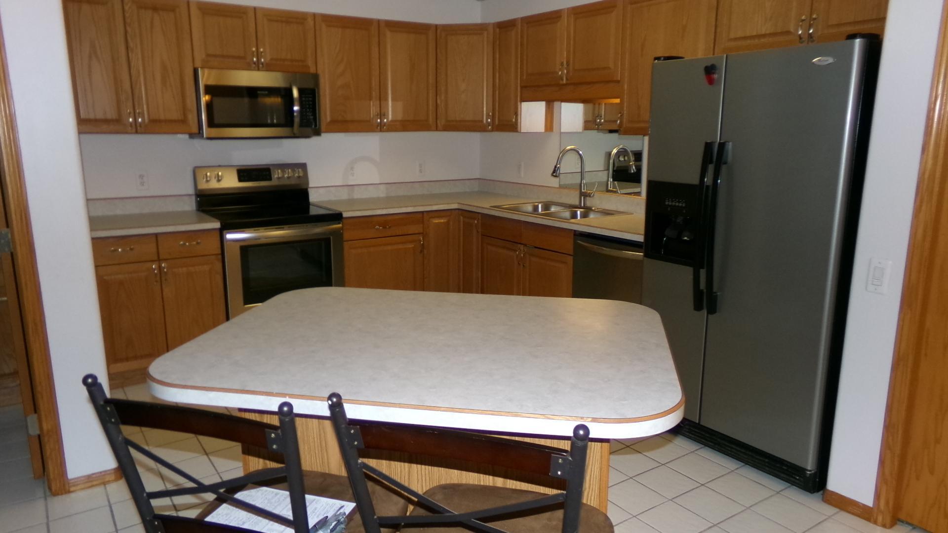 2834 Dakota Park Circle S, Fargo ND 58104 - Photo 6 of 22