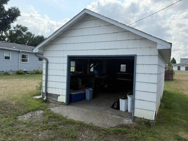 421 NE 4th Street NE, Valley City ND 58072 - Photo 5 of 19