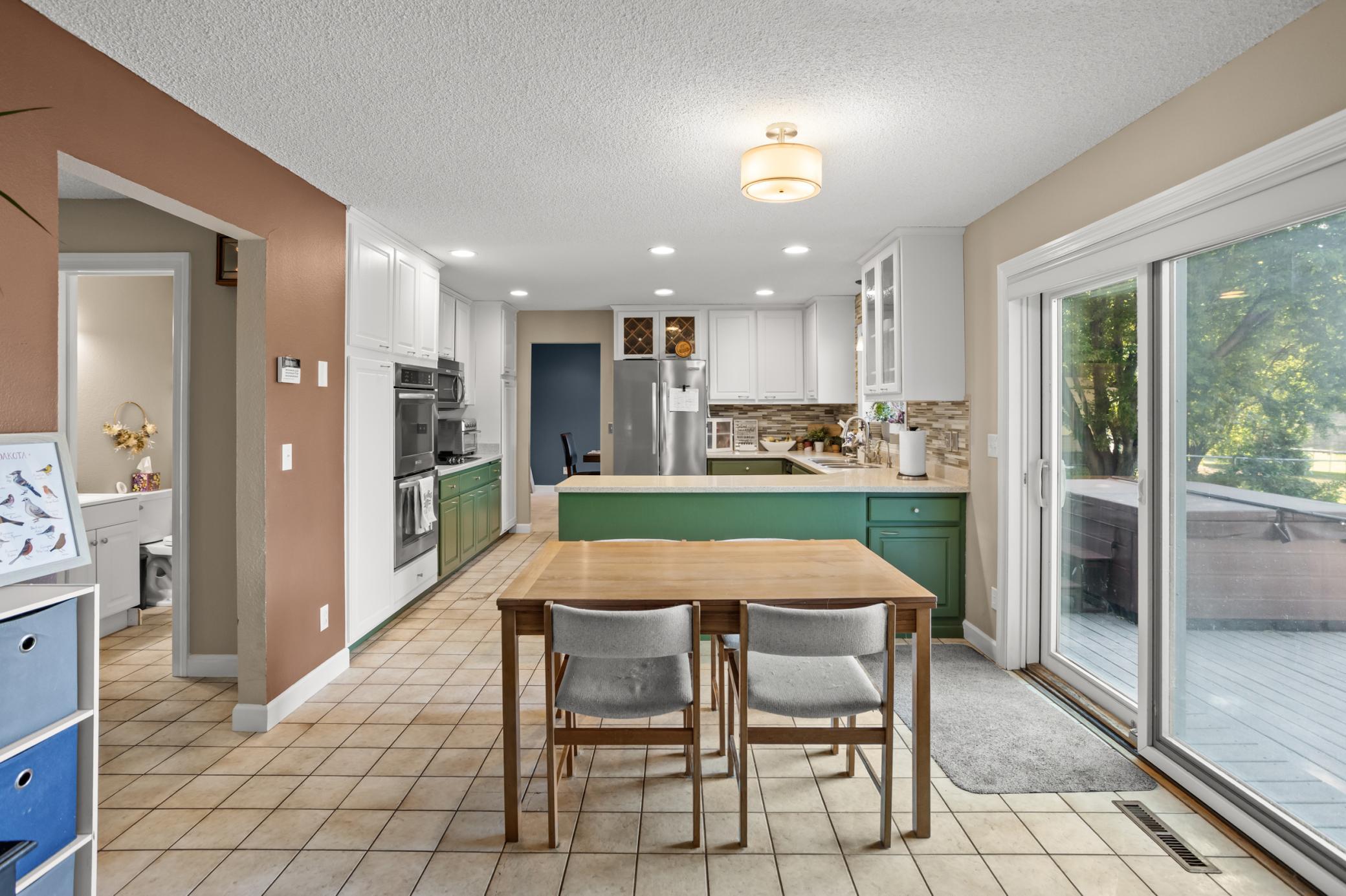 1983 single family home for sale at 2949 Peterson Parkway N in Fargo, ND — 4 bed, 4 bath (photo 12 of 62)