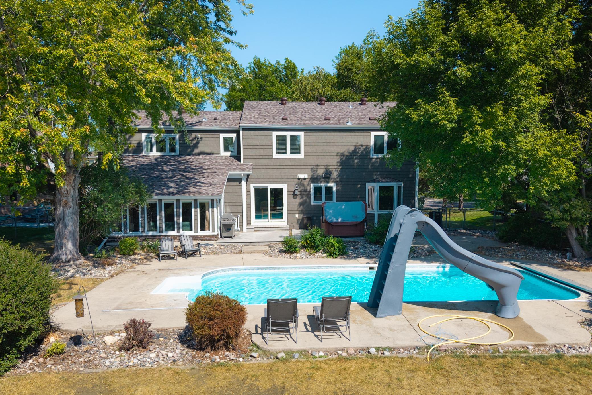 1983 single family home for sale at 2949 Peterson Parkway N in Fargo, ND — 4 bed, 4 bath (photo 57 of 62)