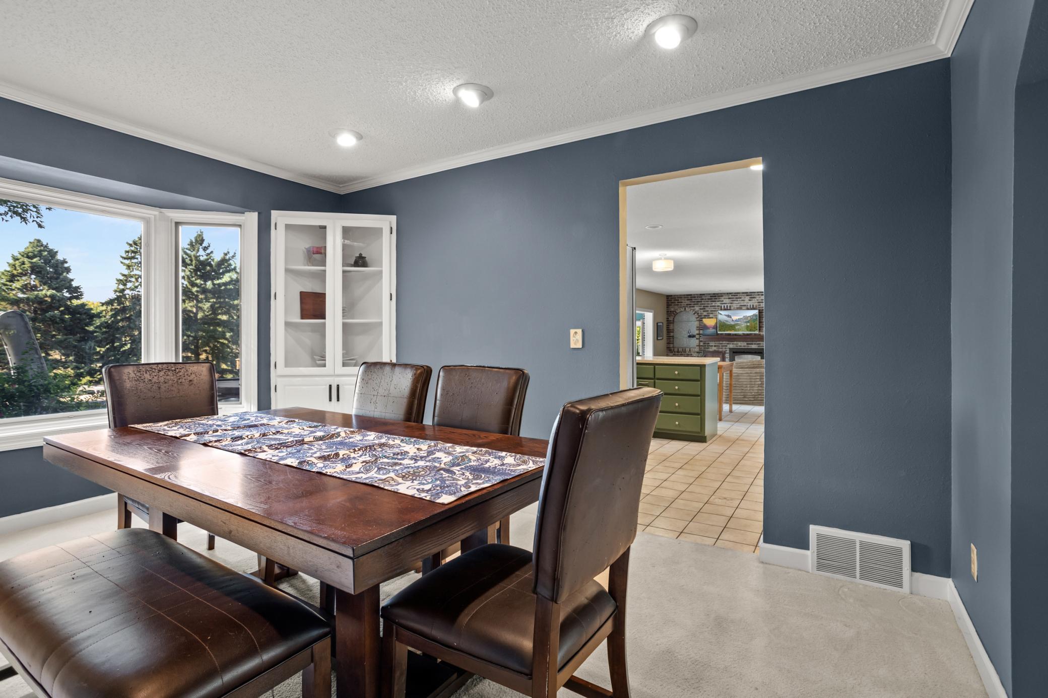 1983 single family home for sale at 2949 Peterson Parkway N in Fargo, ND — 4 bed, 4 bath (photo 9 of 62)