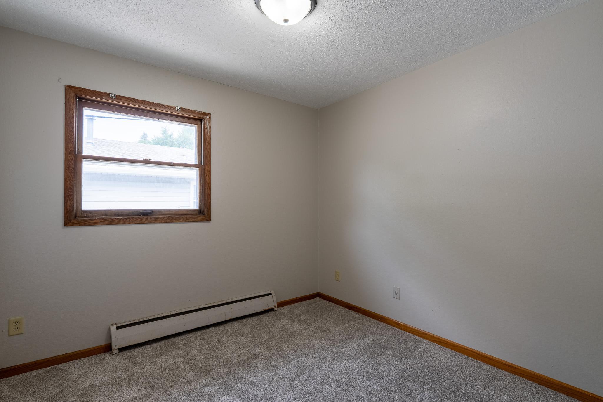 1429 & 1431 16 1/2 Street S, Fargo ND 58103 - Photo 11 of 30