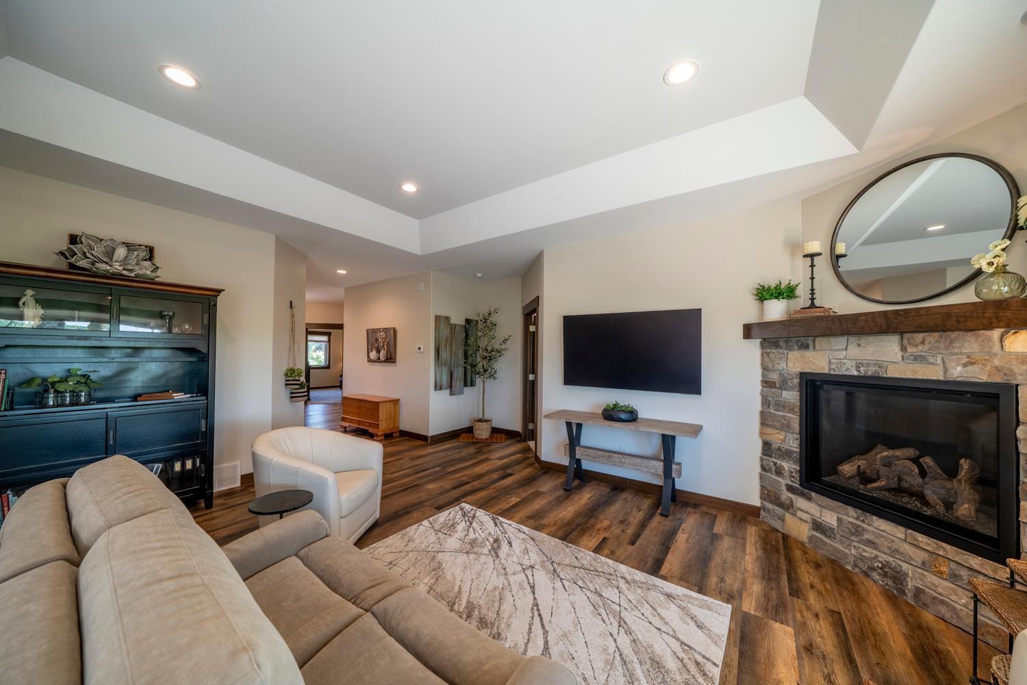 2020 twin home for sale at 841 Lake Forest Circle in Detroit Lakes, MN — 2 bed, 2 bath (photo 19 of 28)