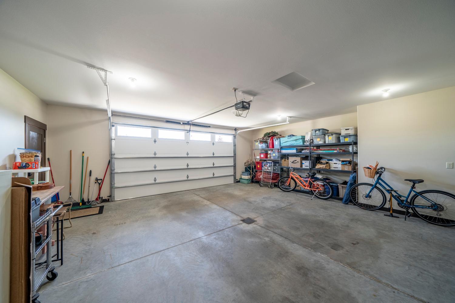 2020 twin home for sale at 841 Lake Forest Circle in Detroit Lakes, MN — 2 bed, 2 bath (photo 26 of 28)