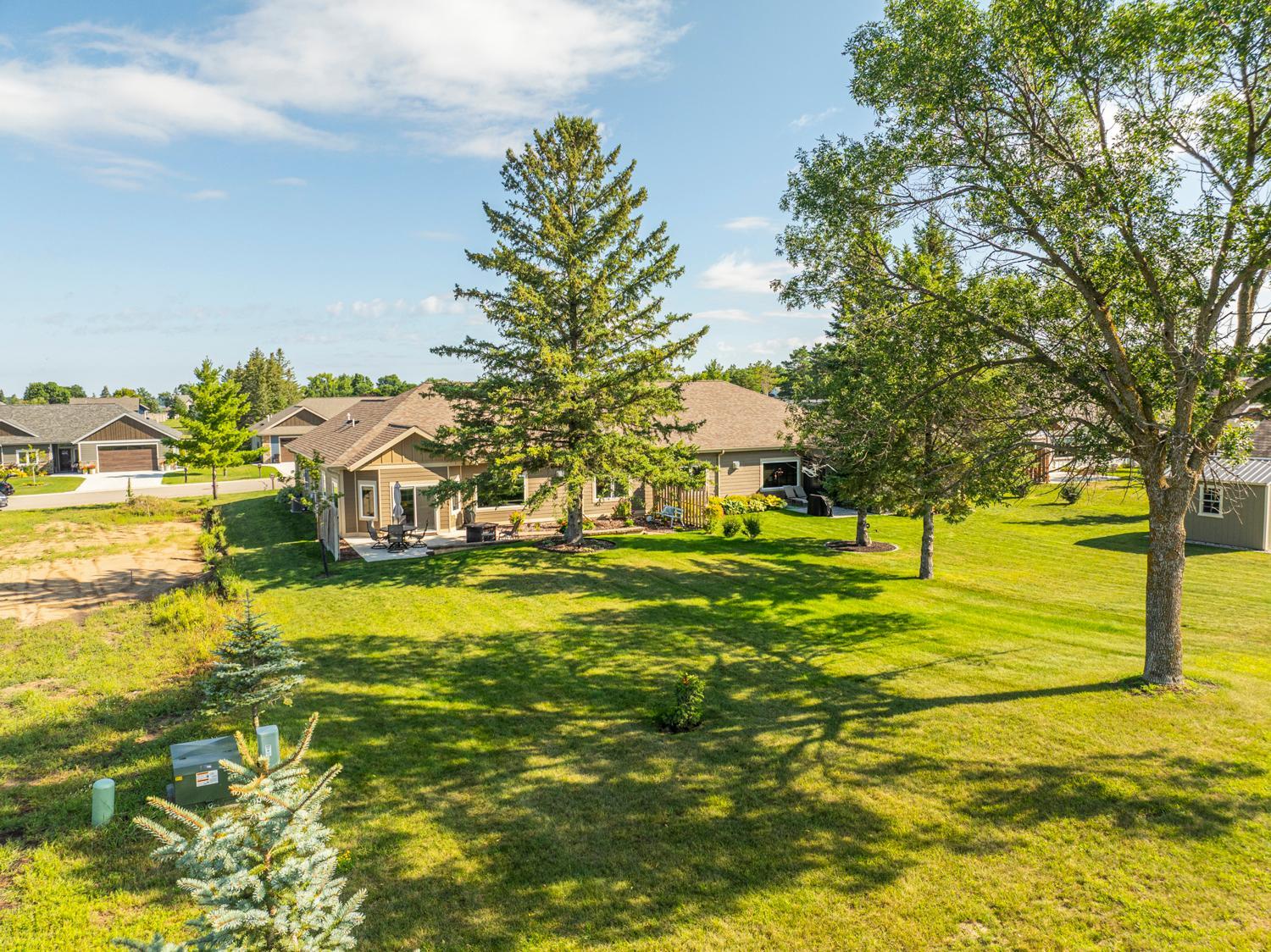 2020 twin home for sale at 841 Lake Forest Circle in Detroit Lakes, MN — 2 bed, 2 bath (photo 4 of 28)