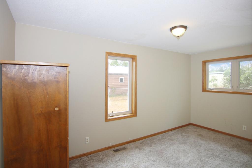 1950 single family home for sale at 13184 County Road 8 in Brainerd, MN — 3 bed, 2 bath (photo 21 of 34)