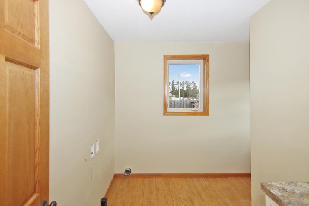 1950 single family home for sale at 13184 County Road 8 in Brainerd, MN — 3 bed, 2 bath (photo 23 of 34)