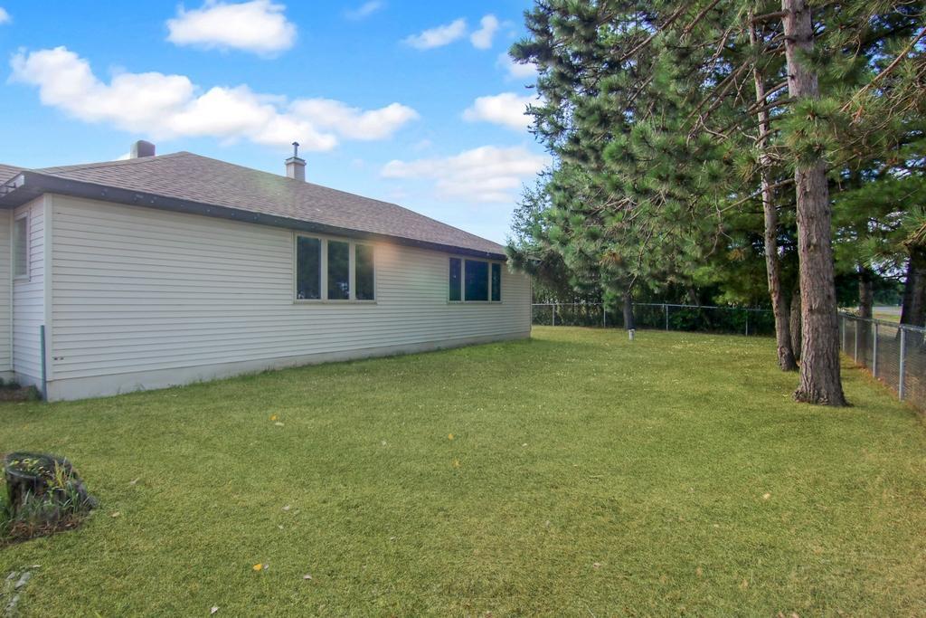 1950 single family home for sale at 13184 County Road 8 in Brainerd, MN — 3 bed, 2 bath (photo 30 of 34)
