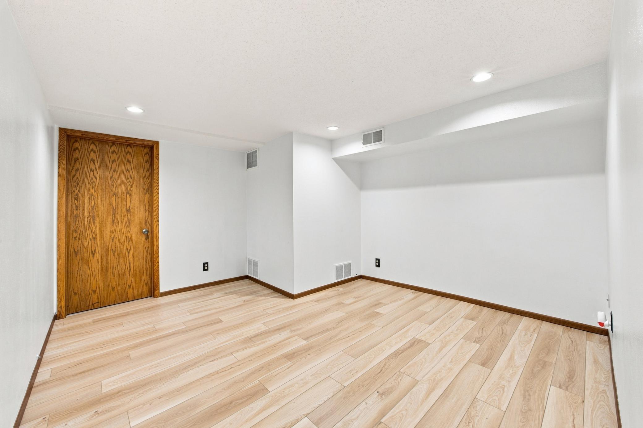 3012 10th Street N, Unit B12, Fargo ND 58102 - Photo 19 of 27