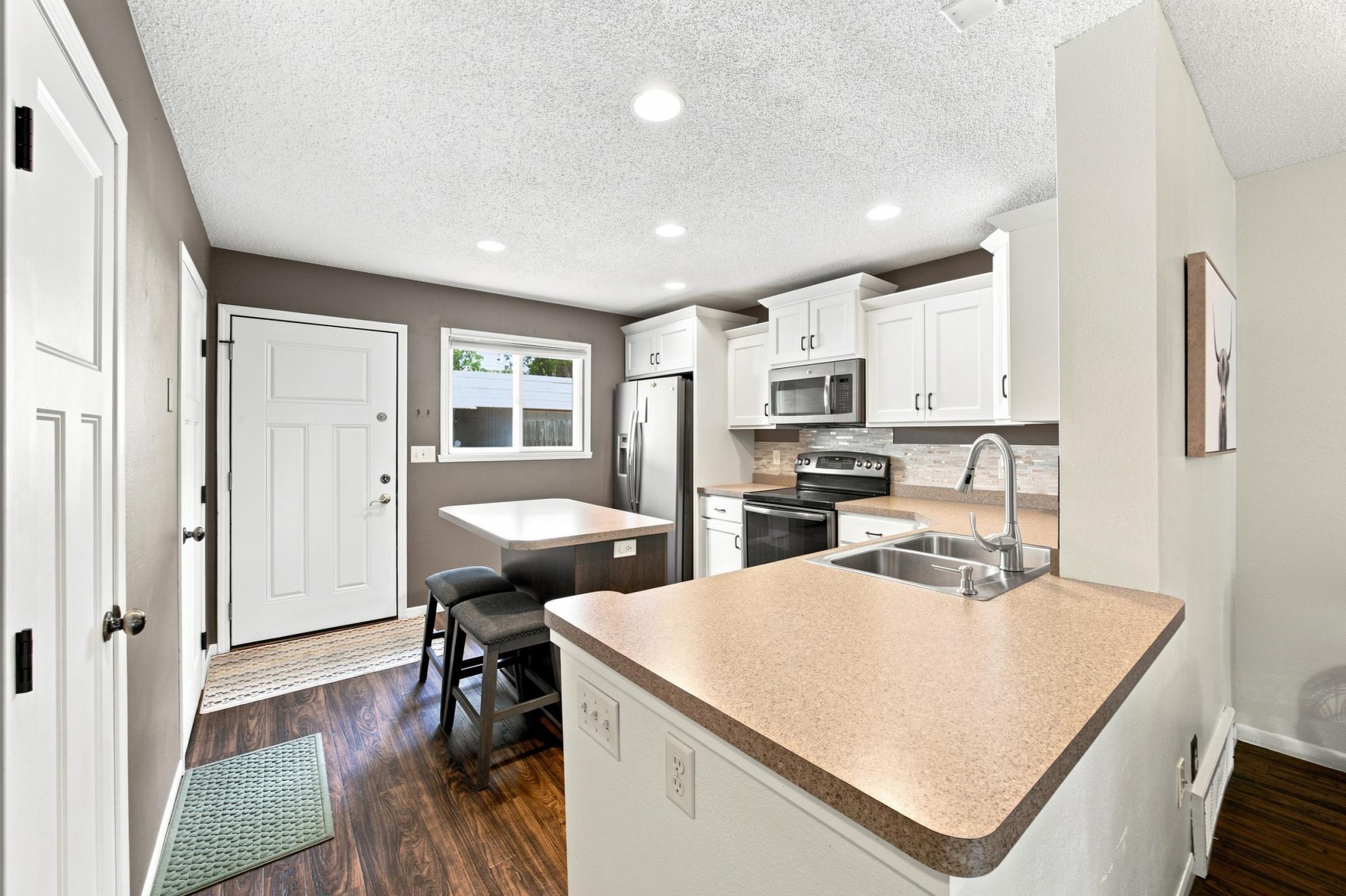 3012 10th Street N, Unit B12, Fargo ND 58102 - Photo 5 of 27