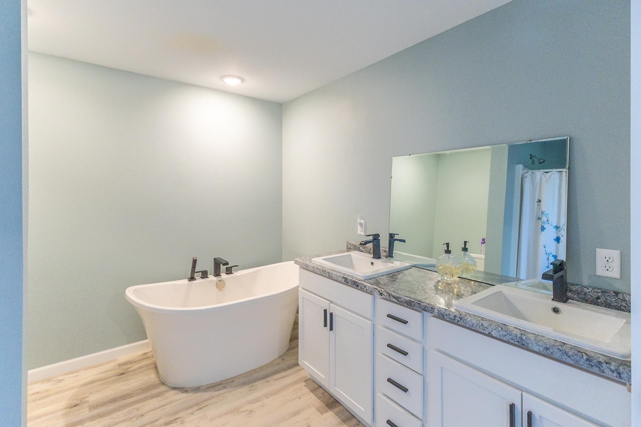 1978 single family home for sale at 9650 Twain Drive SW in Bemidji, MN — 4 bed, 3 bath (photo 20 of 75)