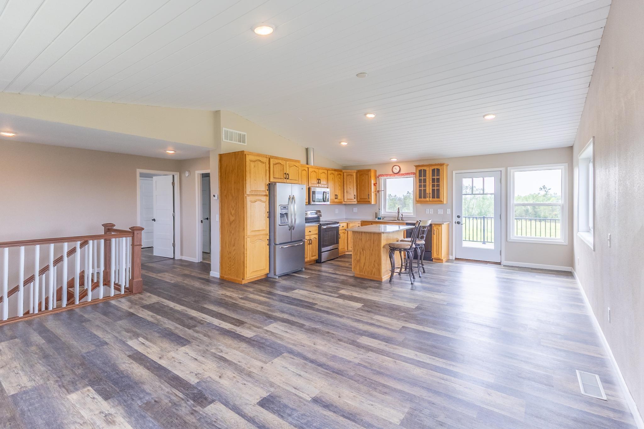 1978 single family home for sale at 9650 Twain Drive SW in Bemidji, MN — 4 bed, 3 bath (photo 23 of 75)