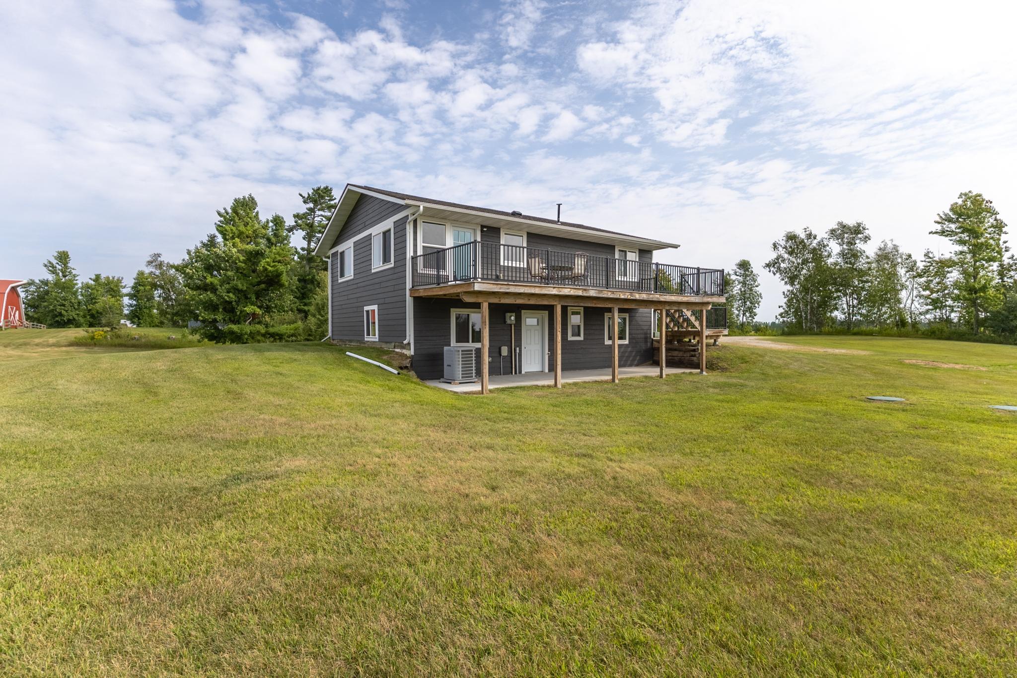 1978 single family home for sale at 9650 Twain Drive SW in Bemidji, MN — 4 bed, 3 bath (photo 4 of 75)