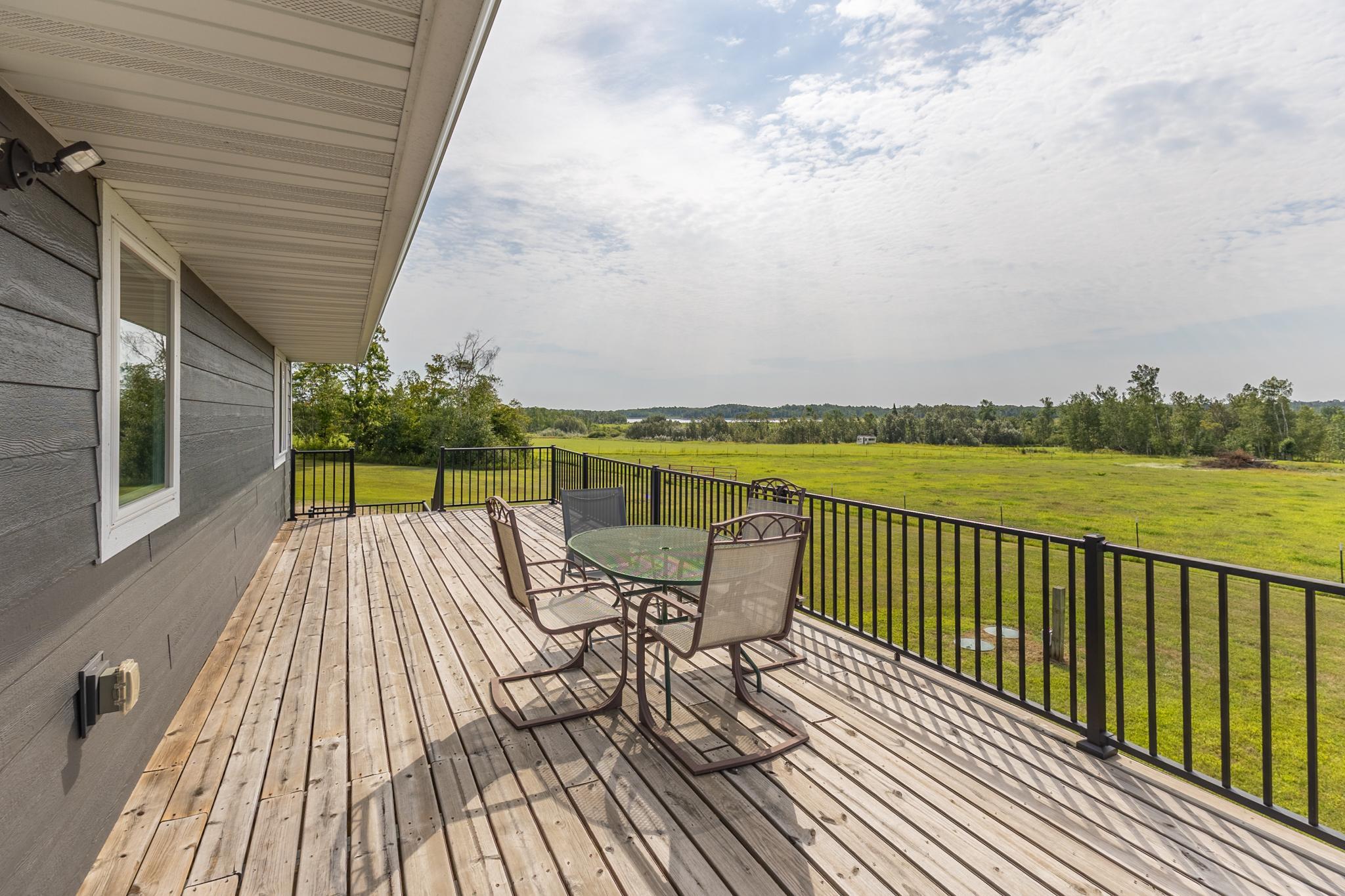 1978 single family home for sale at 9650 Twain Drive SW in Bemidji, MN — 4 bed, 3 bath (photo 6 of 75)