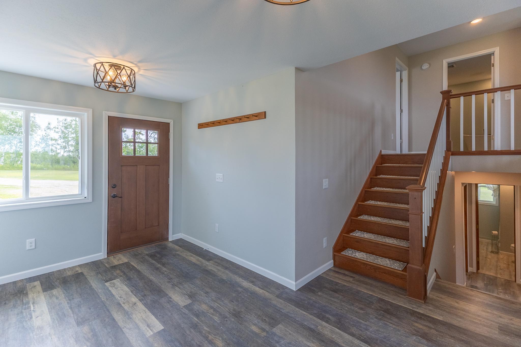 1978 single family home for sale at 9650 Twain Drive SW in Bemidji, MN — 4 bed, 3 bath (photo 9 of 75)
