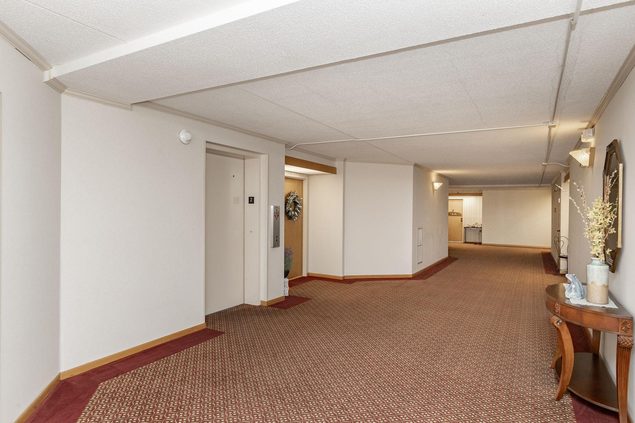 1979 condo for sale at 105 3rd Street N, Unit 201 in Moorhead, MN — 2 bed, 2 bath (photo 14 of 72)