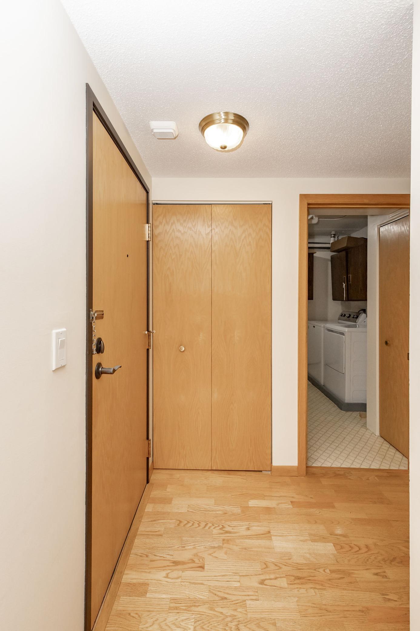 1979 condo for sale at 105 3rd Street N, Unit 201 in Moorhead, MN — 2 bed, 2 bath (photo 18 of 72)