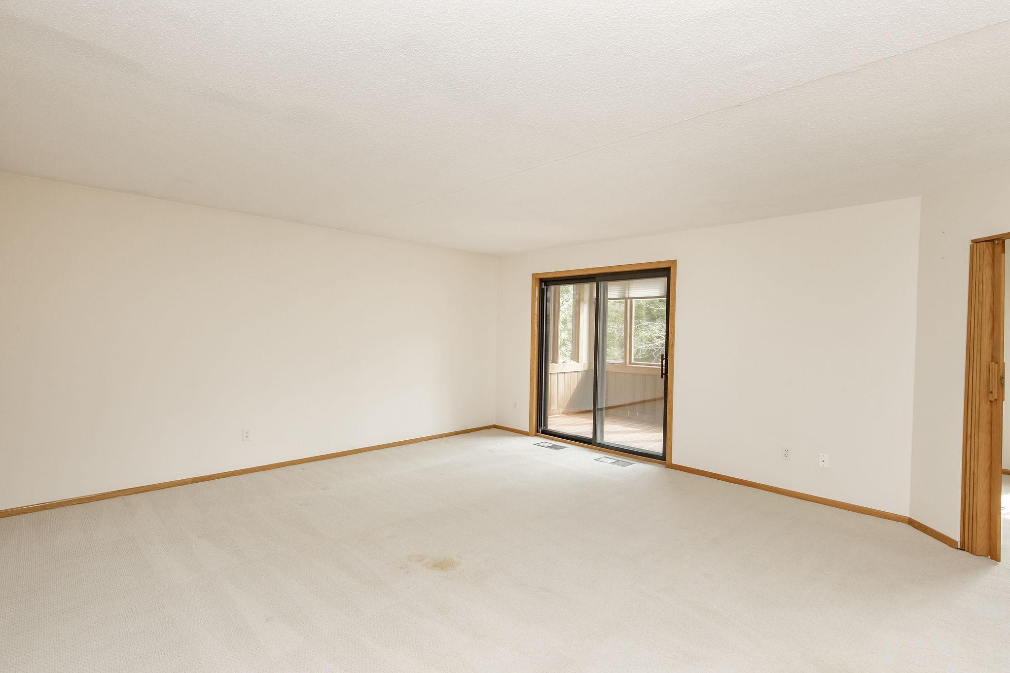 1979 condo for sale at 105 3rd Street N, Unit 201 in Moorhead, MN — 2 bed, 2 bath (photo 19 of 72)