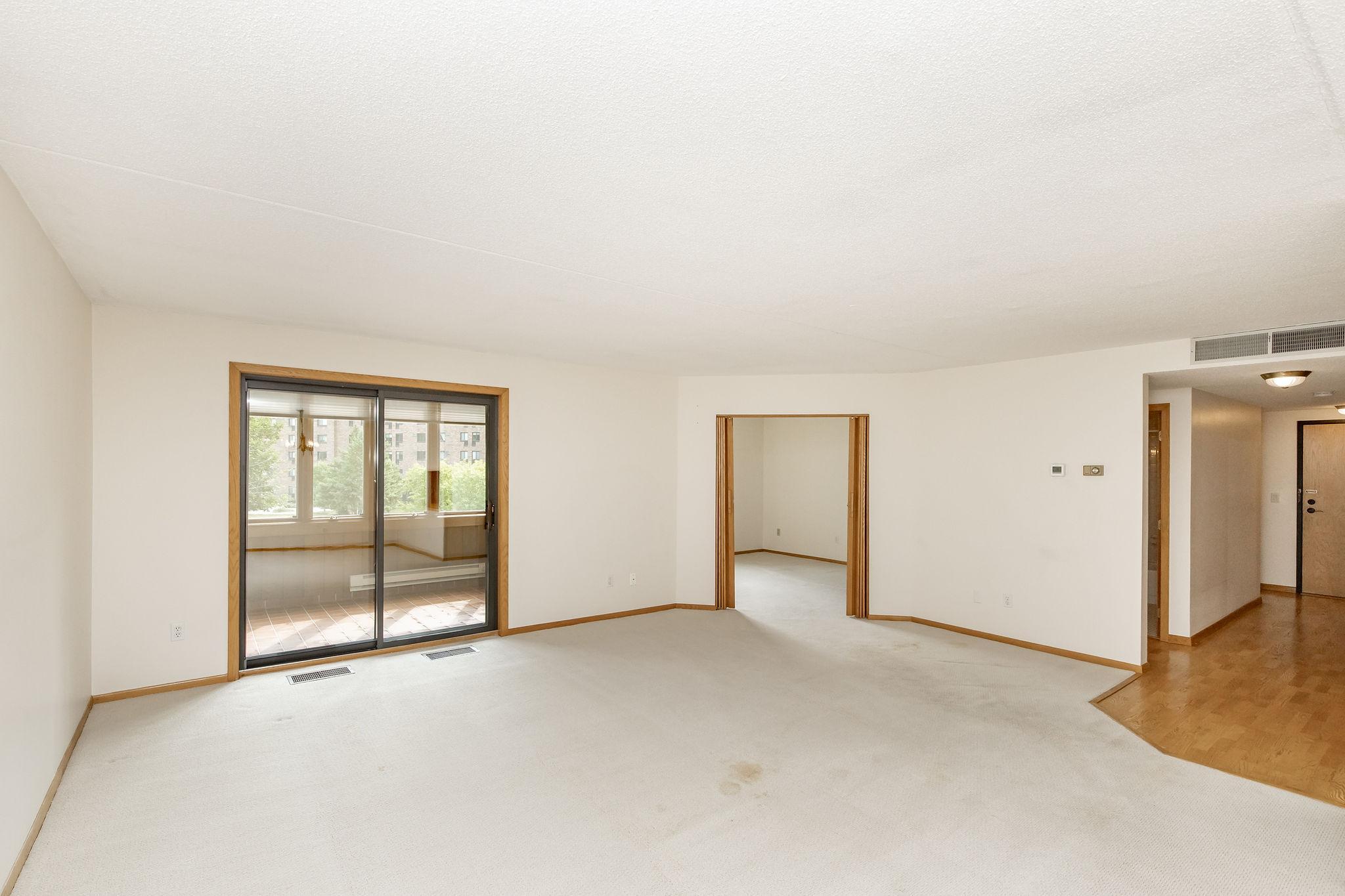 1979 condo for sale at 105 3rd Street N, Unit 201 in Moorhead, MN — 2 bed, 2 bath (photo 20 of 72)