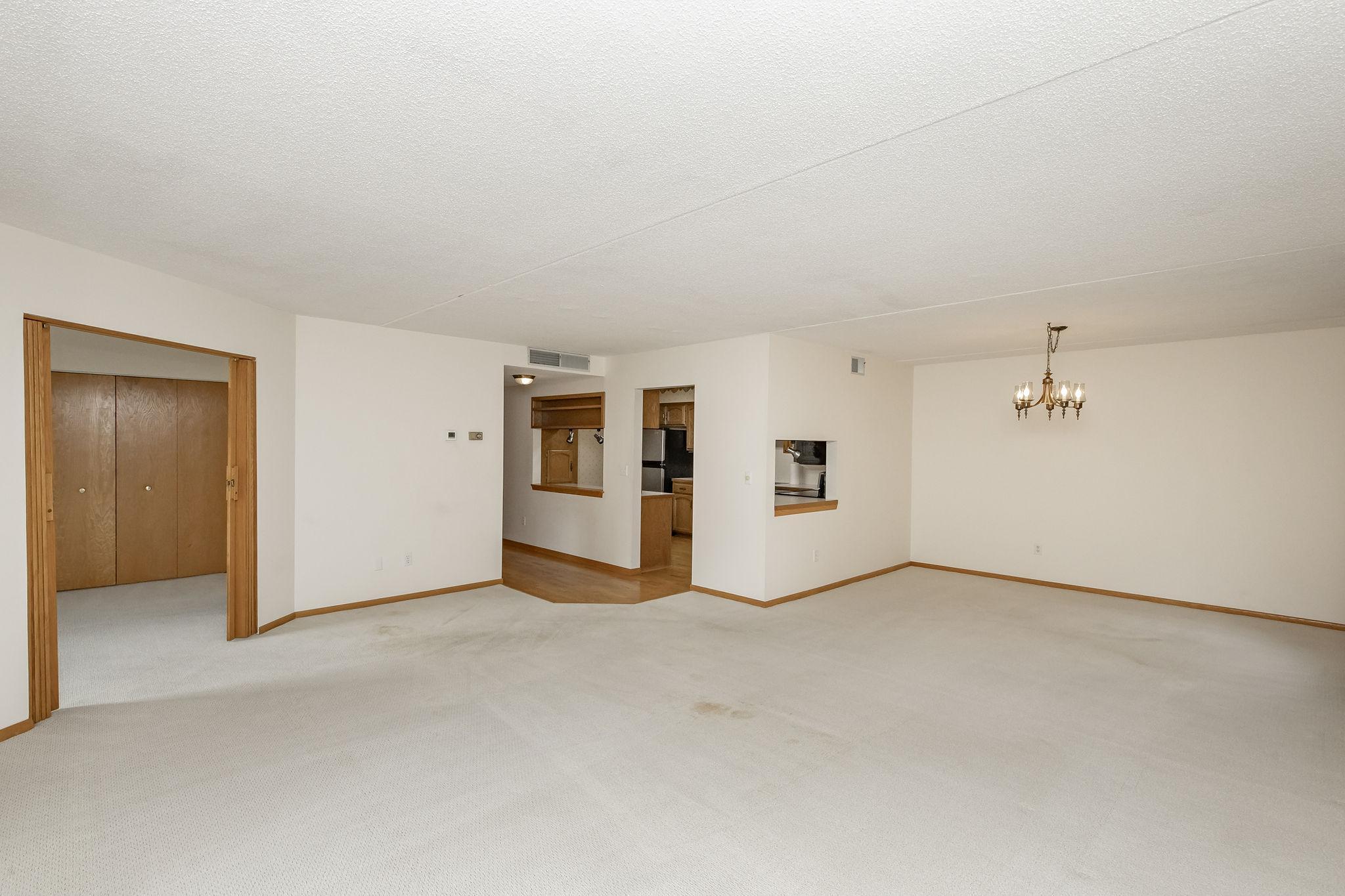 1979 condo for sale at 105 3rd Street N, Unit 201 in Moorhead, MN — 2 bed, 2 bath (photo 21 of 72)