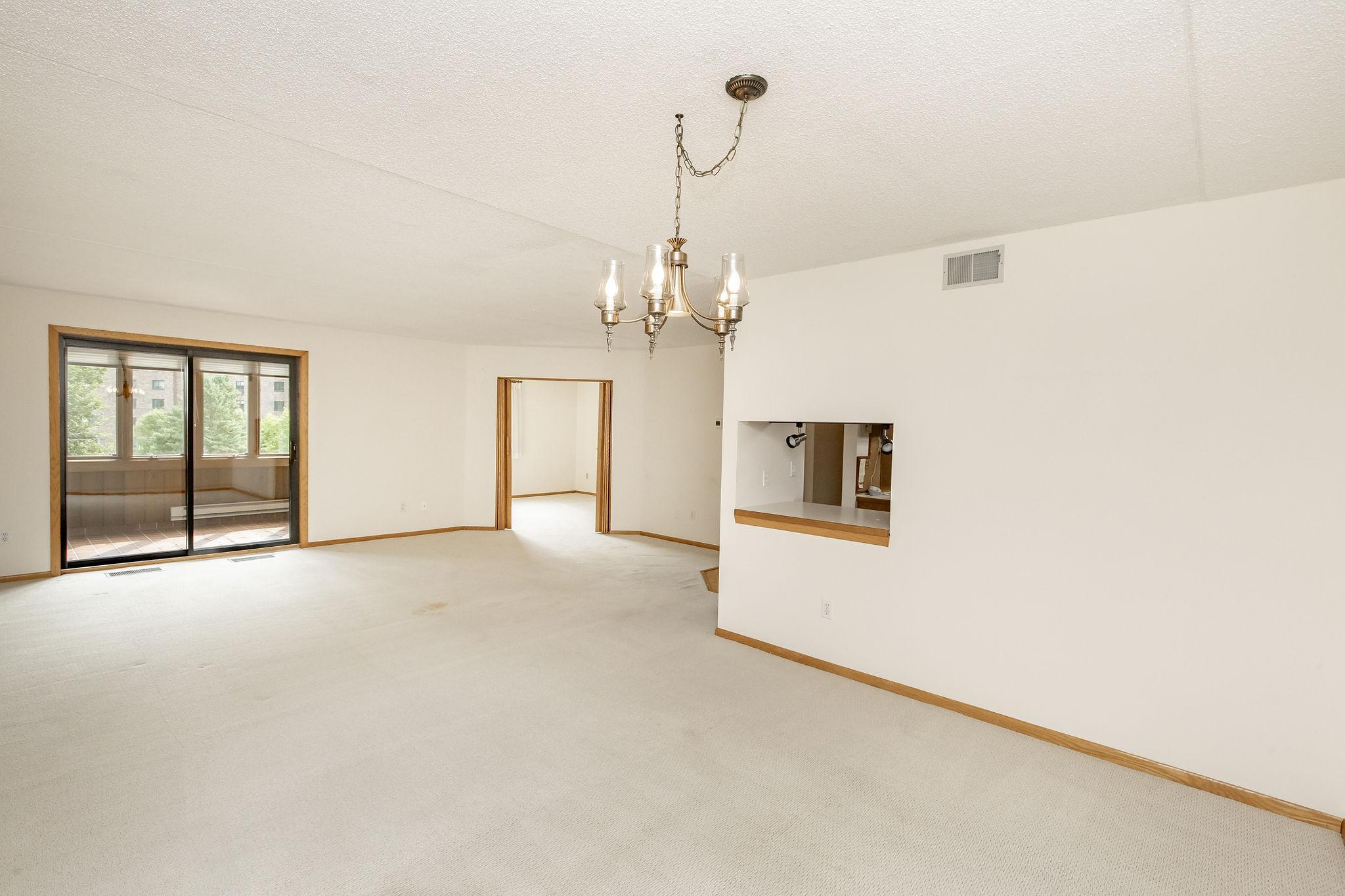 1979 condo for sale at 105 3rd Street N, Unit 201 in Moorhead, MN — 2 bed, 2 bath (photo 25 of 72)