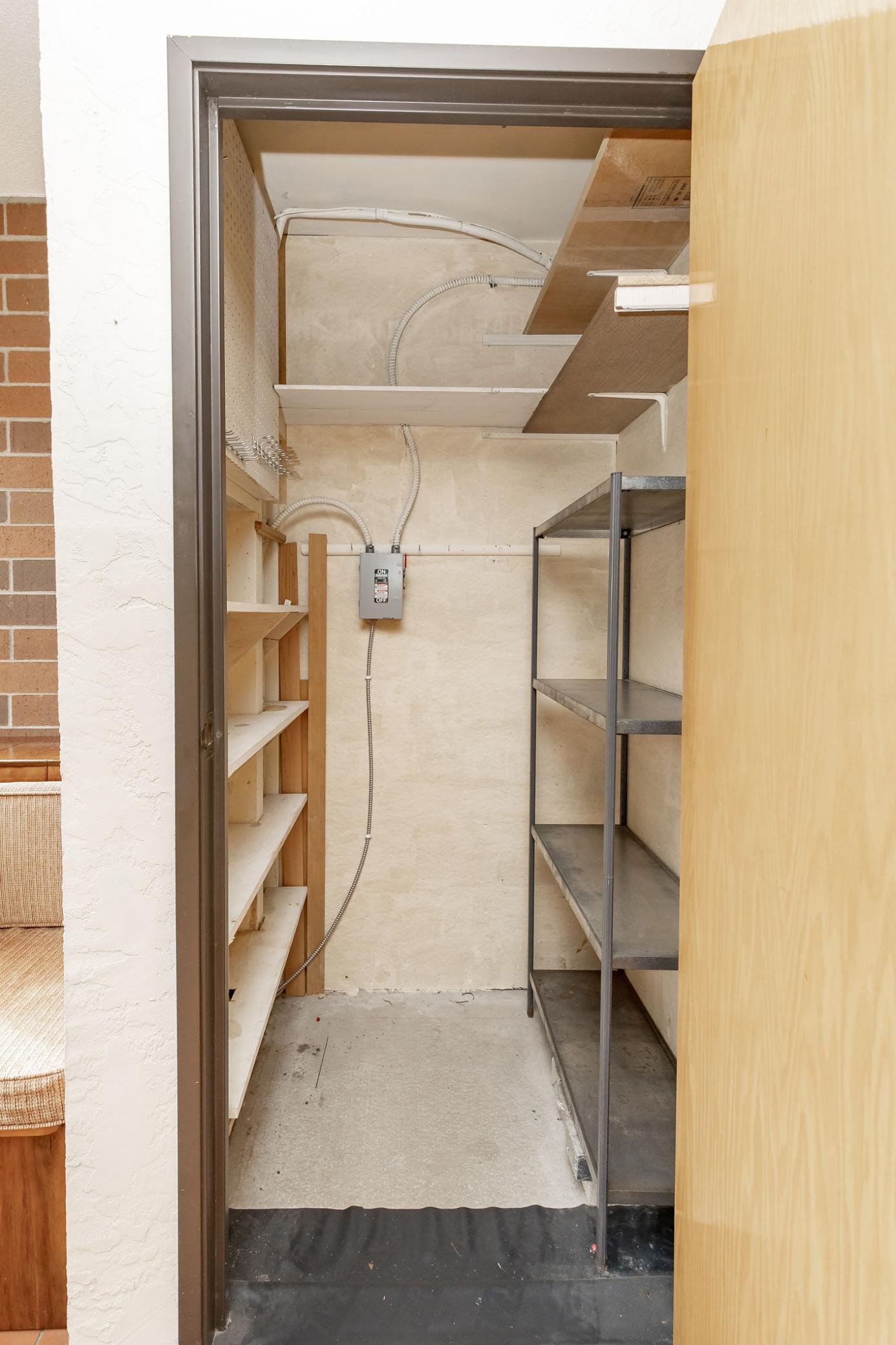1979 condo for sale at 105 3rd Street N, Unit 201 in Moorhead, MN — 2 bed, 2 bath (photo 31 of 72)