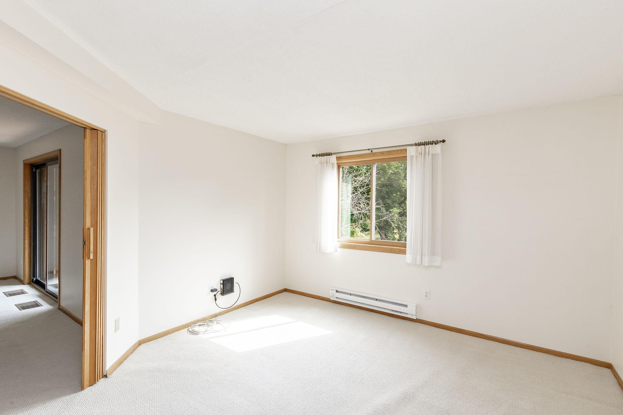 1979 condo for sale at 105 3rd Street N, Unit 201 in Moorhead, MN — 2 bed, 2 bath (photo 48 of 72)