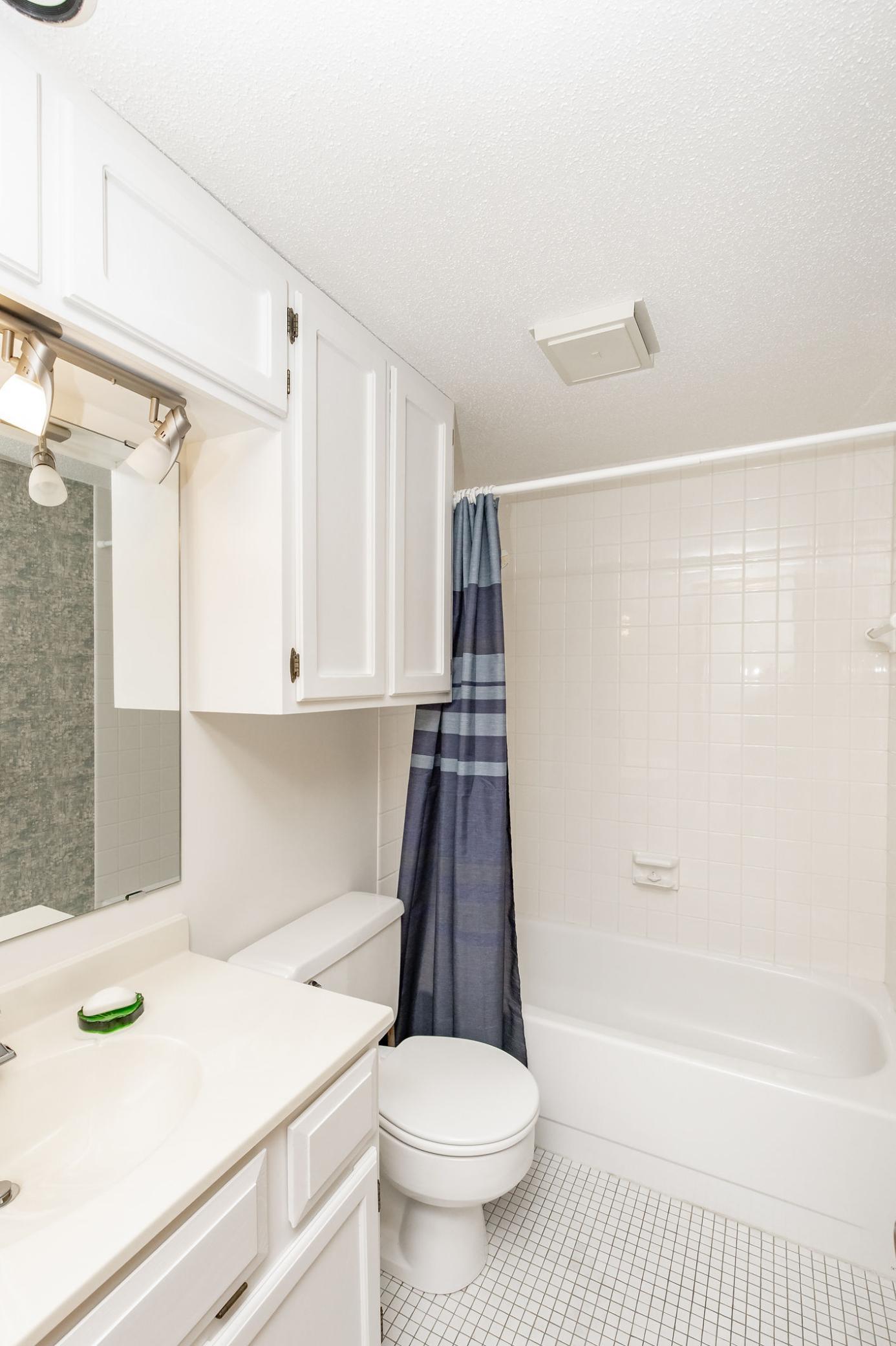 1979 condo for sale at 105 3rd Street N, Unit 201 in Moorhead, MN — 2 bed, 2 bath (photo 49 of 72)