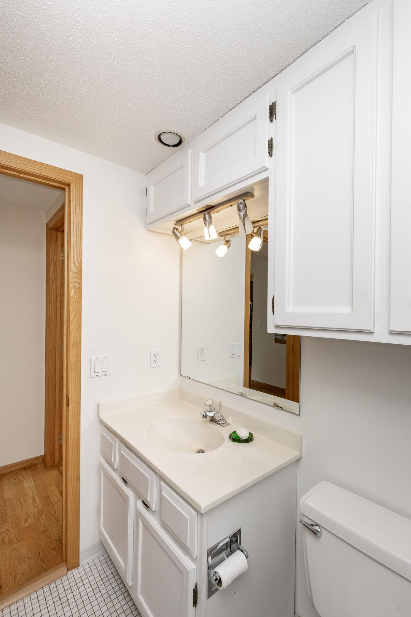 1979 condo for sale at 105 3rd Street N, Unit 201 in Moorhead, MN — 2 bed, 2 bath (photo 51 of 72)