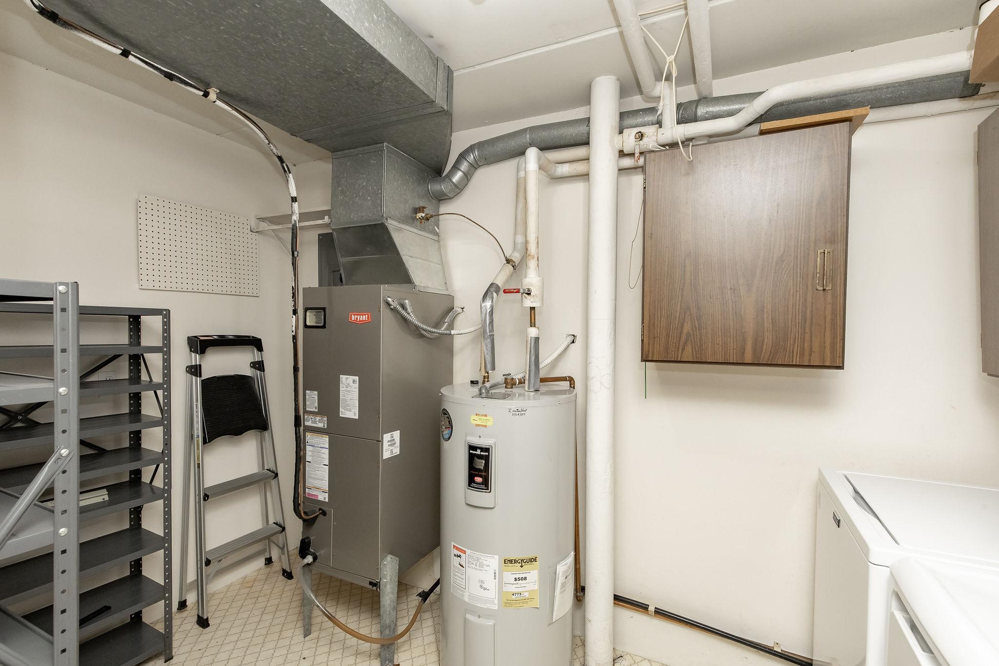 1979 condo for sale at 105 3rd Street N, Unit 201 in Moorhead, MN — 2 bed, 2 bath (photo 53 of 72)