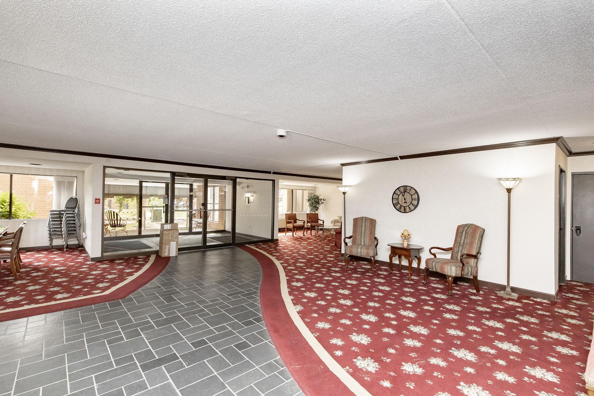 1979 condo for sale at 105 3rd Street N, Unit 201 in Moorhead, MN — 2 bed, 2 bath (photo 9 of 72)