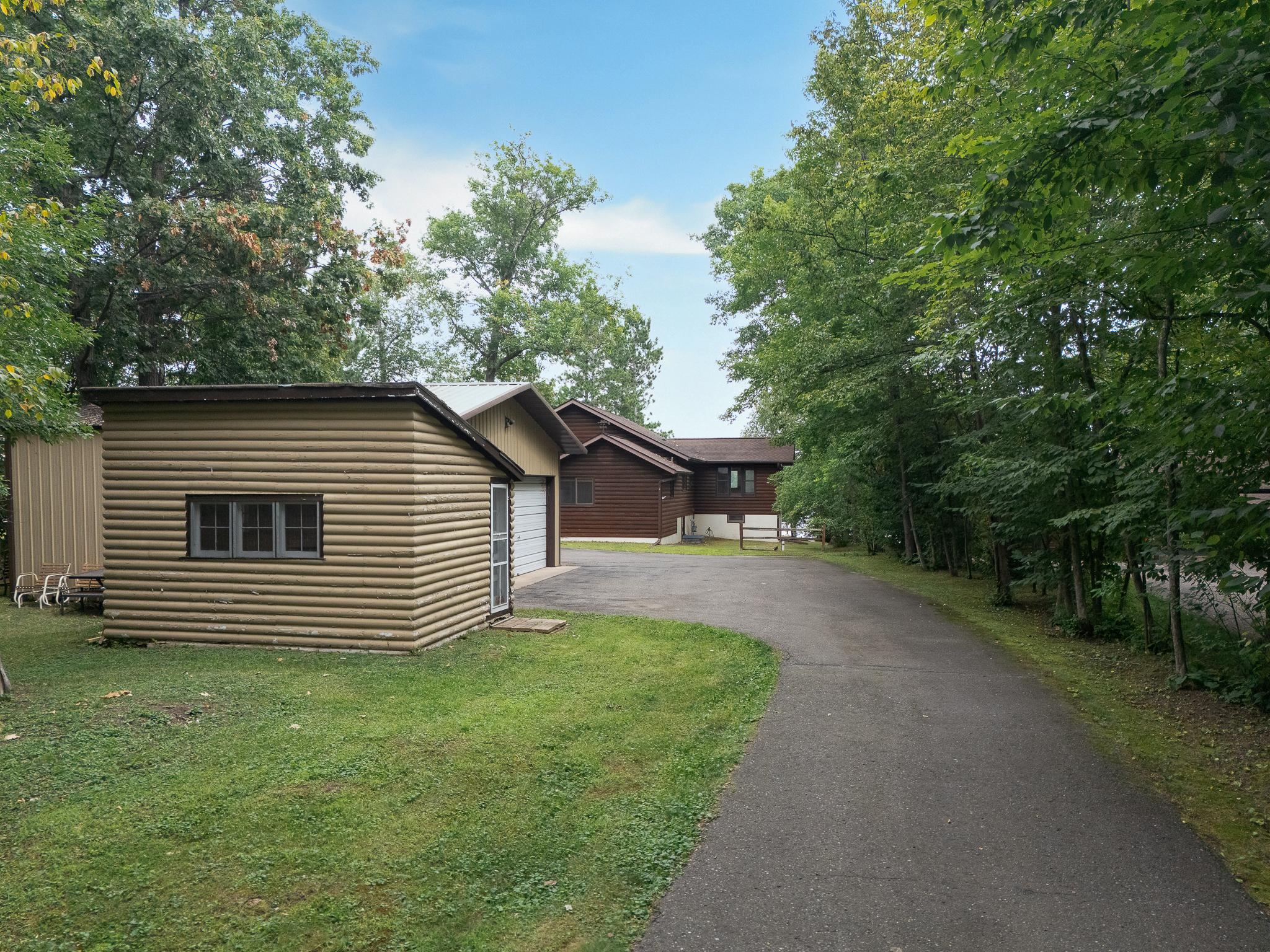 1994 single family home for sale at 36864 Goodrich Lane in Crosslake, MN — 5 bed, 3 bath (photo 13 of 52)