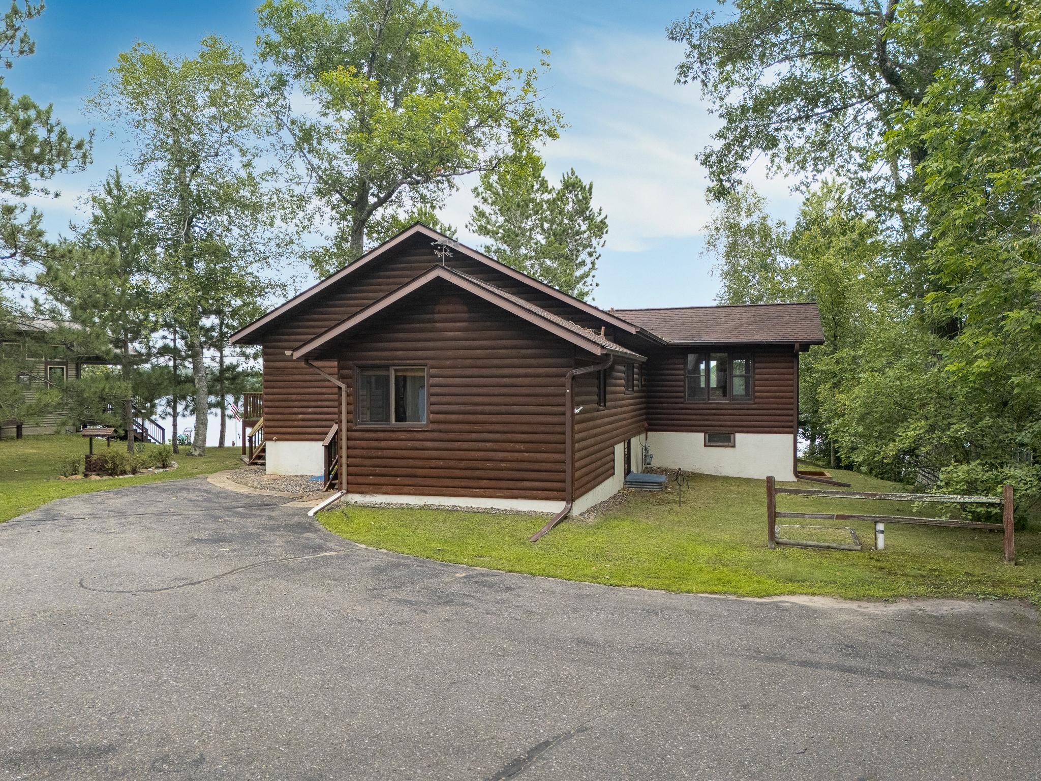 1994 single family home for sale at 36864 Goodrich Lane in Crosslake, MN — 5 bed, 3 bath (photo 9 of 52)