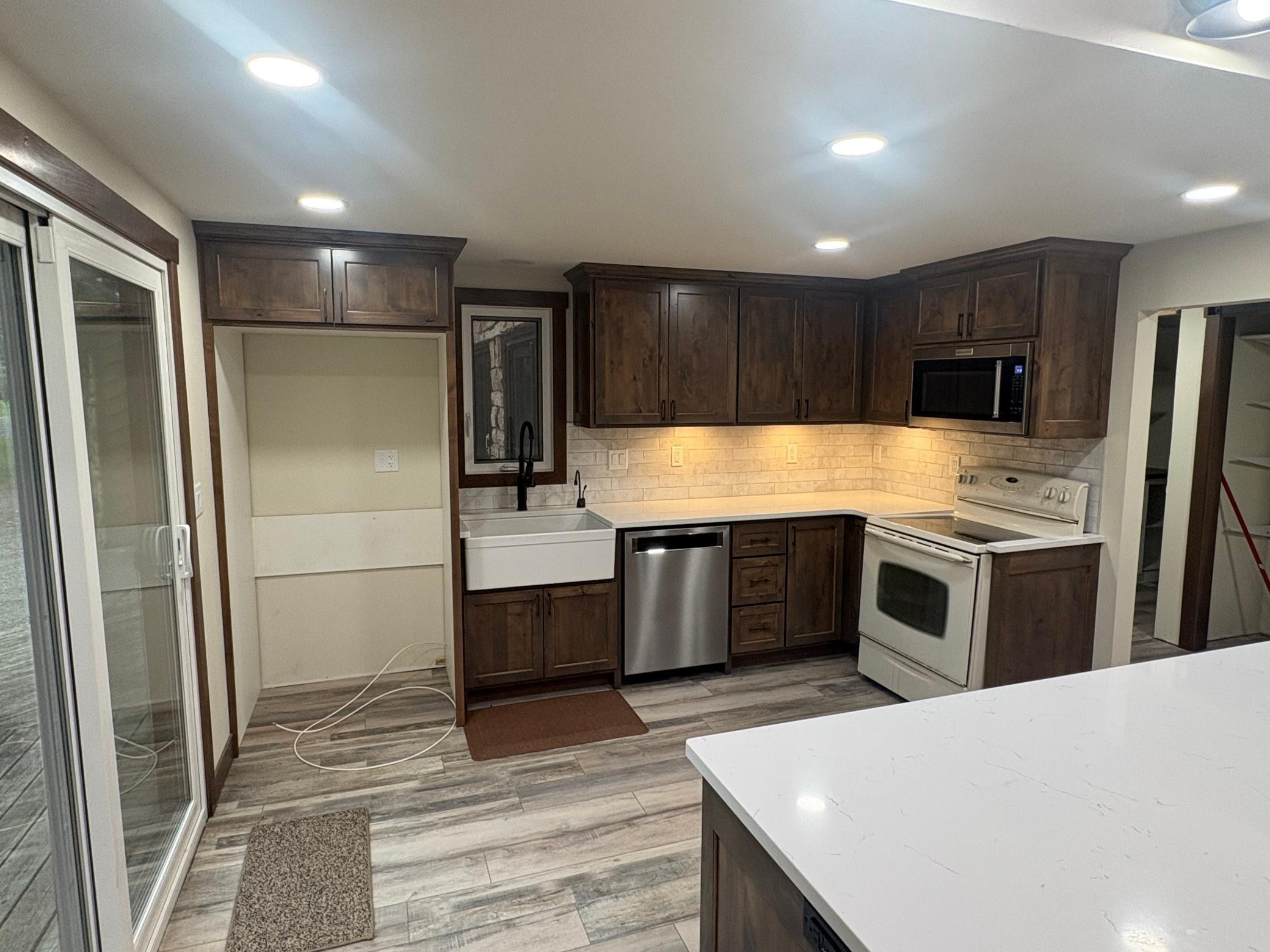 1982 single family home for sale at 2074 Elmwood Drive in Detroit Lakes, MN — 4 bed, 3 bath (photo 11 of 22)