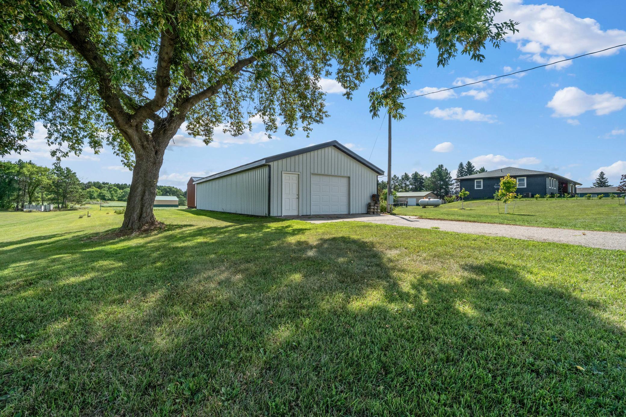 2001 single family home for sale at 7143 Sunset Strip NW in Alexandria, MN — 4 bed, 3 bath (photo 11 of 73)