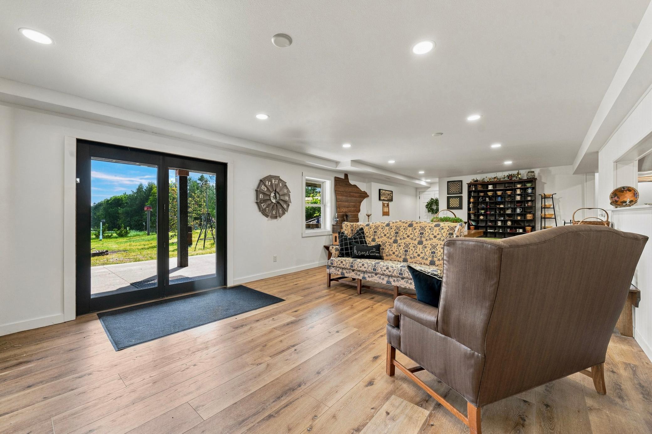 2001 single family home for sale at 7143 Sunset Strip NW in Alexandria, MN — 4 bed, 3 bath (photo 46 of 73)