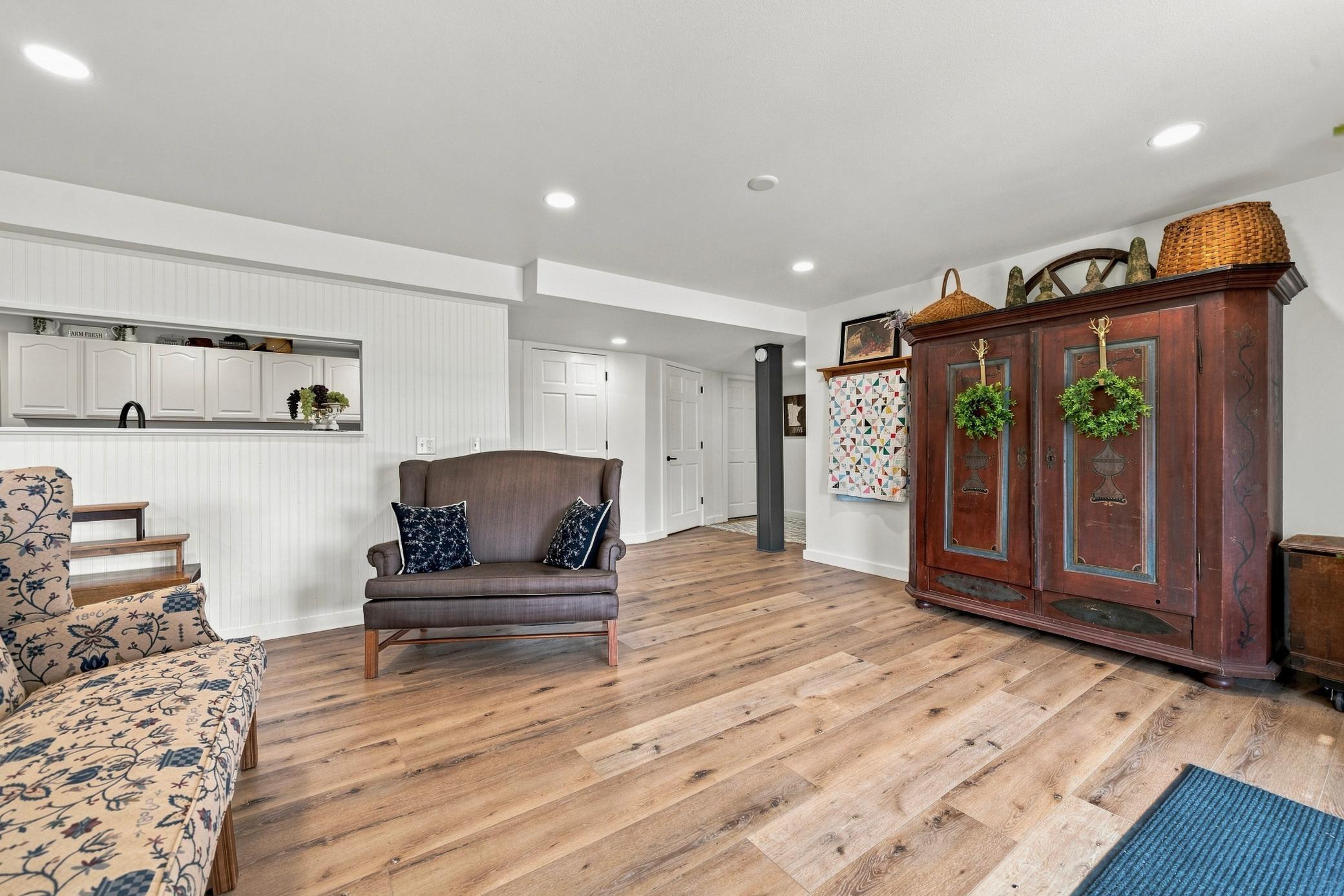 2001 single family home for sale at 7143 Sunset Strip NW in Alexandria, MN — 4 bed, 3 bath (photo 48 of 73)
