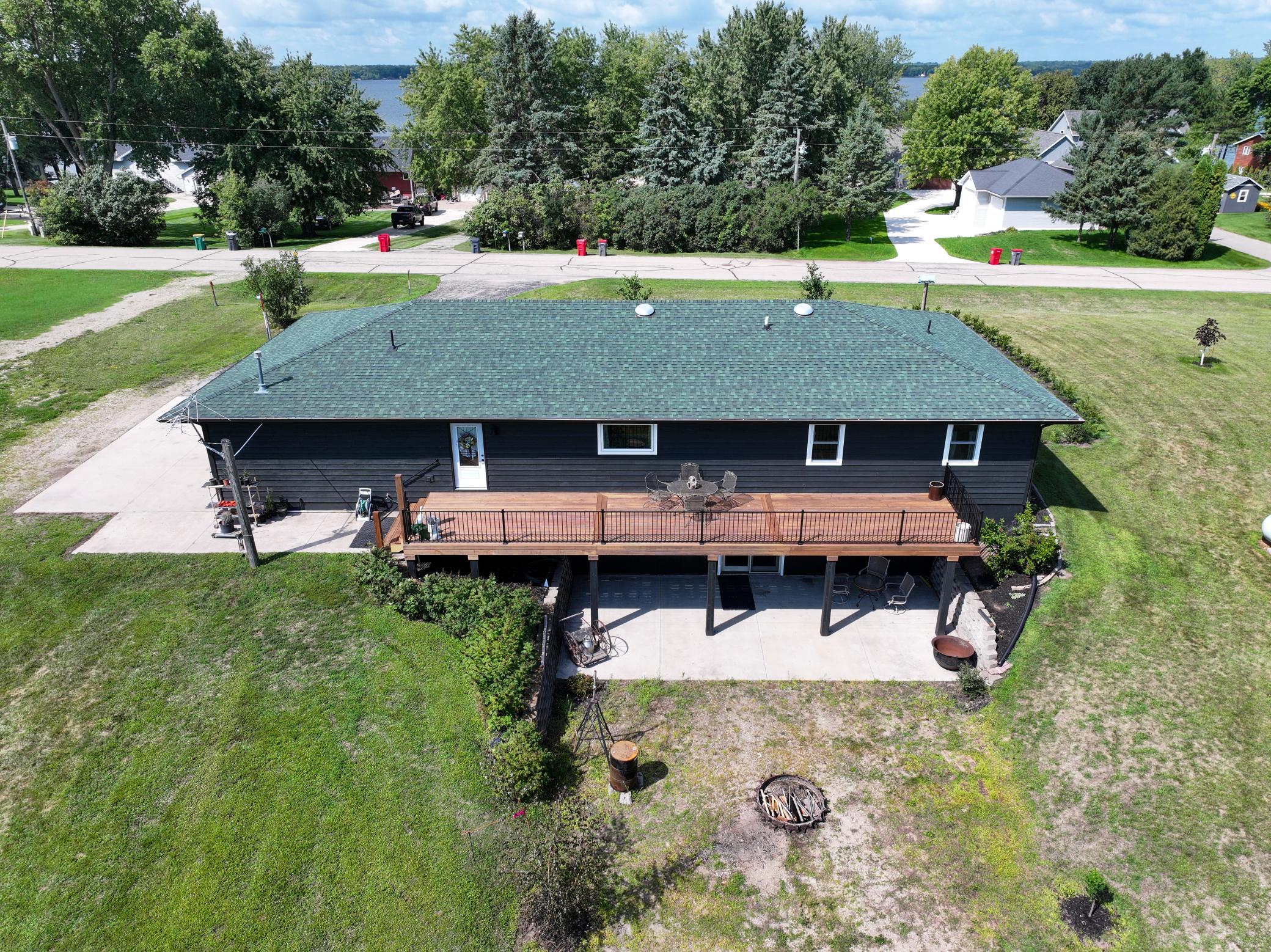 2001 single family home for sale at 7143 Sunset Strip NW in Alexandria, MN — 4 bed, 3 bath (photo 6 of 73)