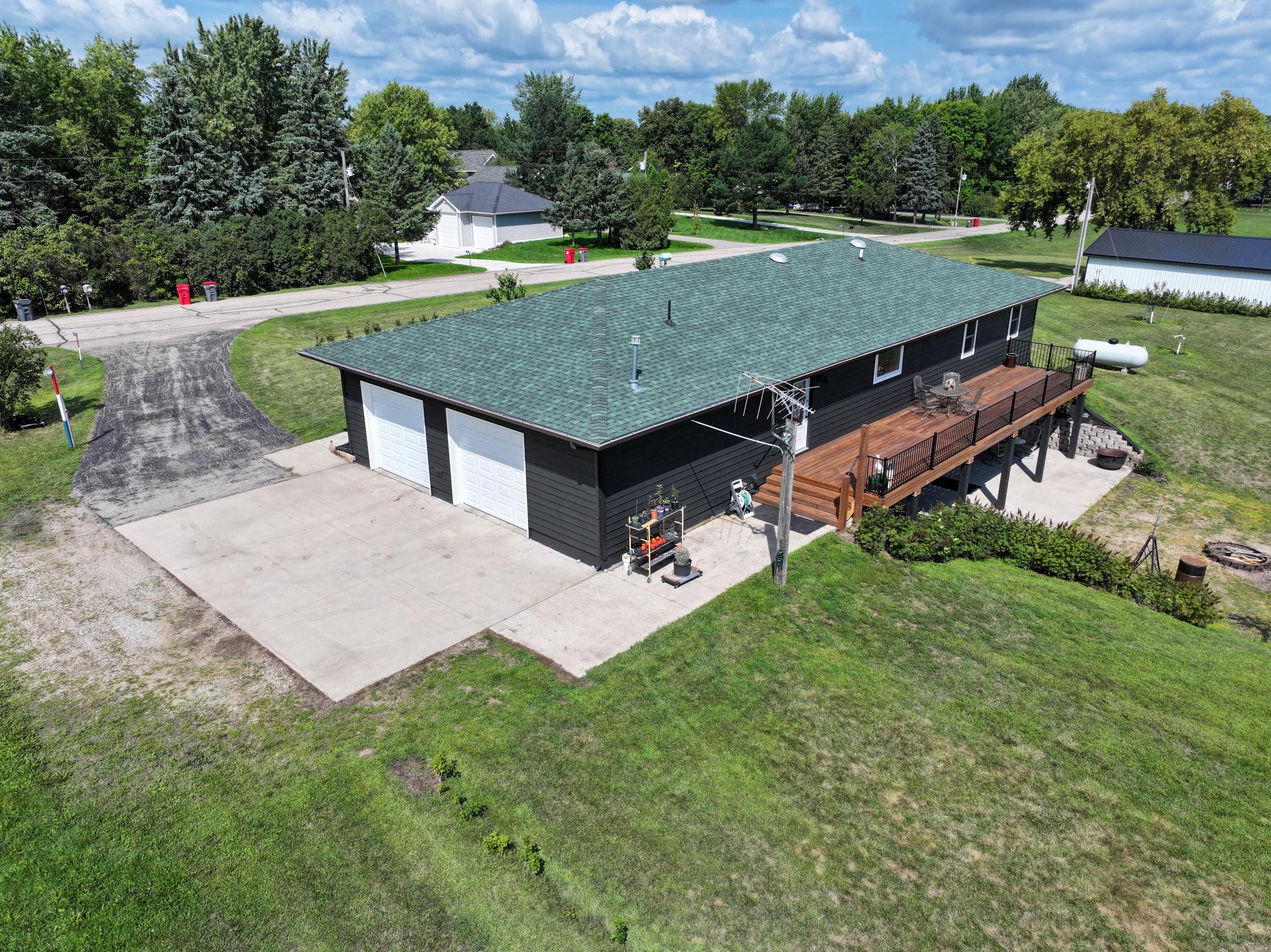 2001 single family home for sale at 7143 Sunset Strip NW in Alexandria, MN — 4 bed, 3 bath (photo 7 of 73)