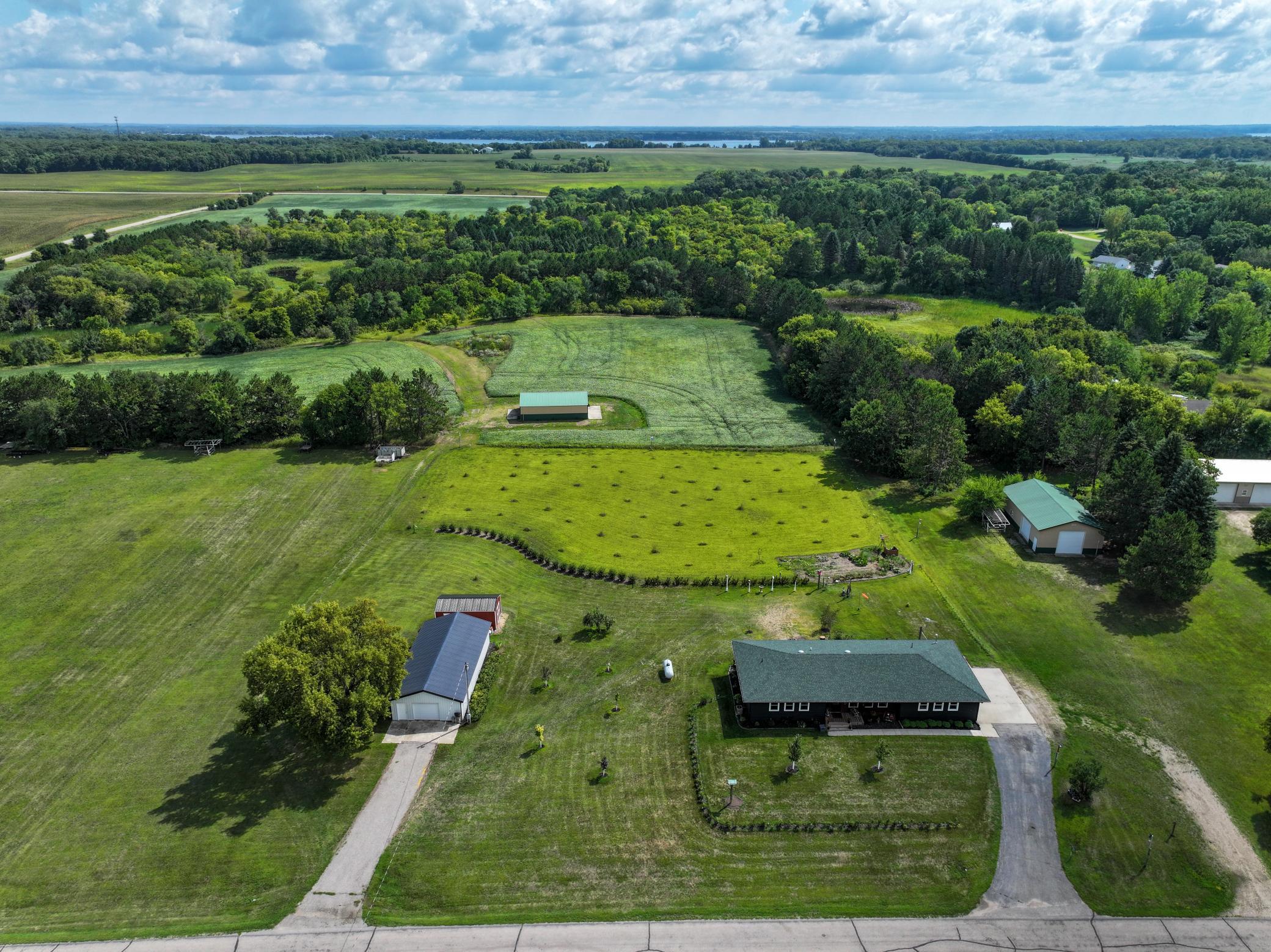 2001 single family home for sale at 7143 Sunset Strip NW in Alexandria, MN — 4 bed, 3 bath (photo 64 of 73)